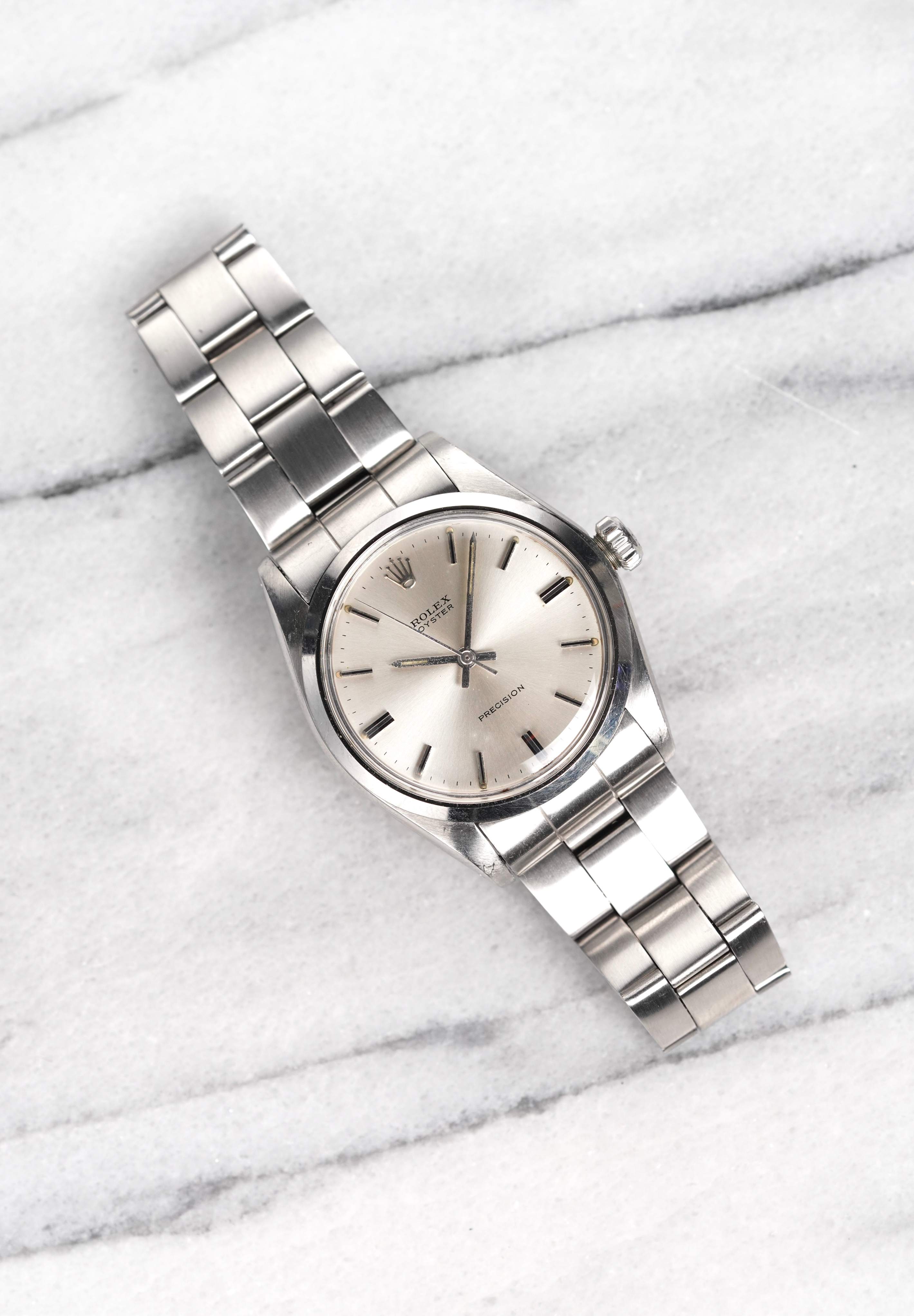 Rolex Oyster - Silver Dial Precision.