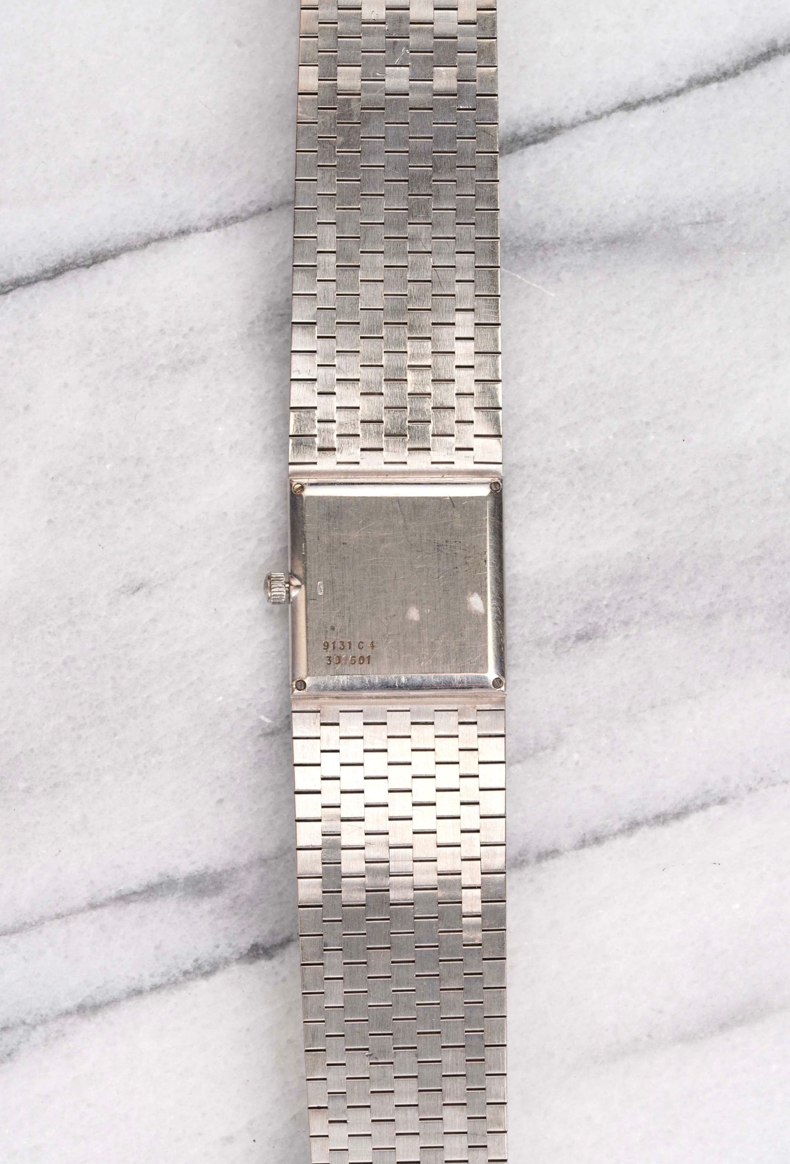 Piaget Hobnail - 18K White Gold (Serviced)