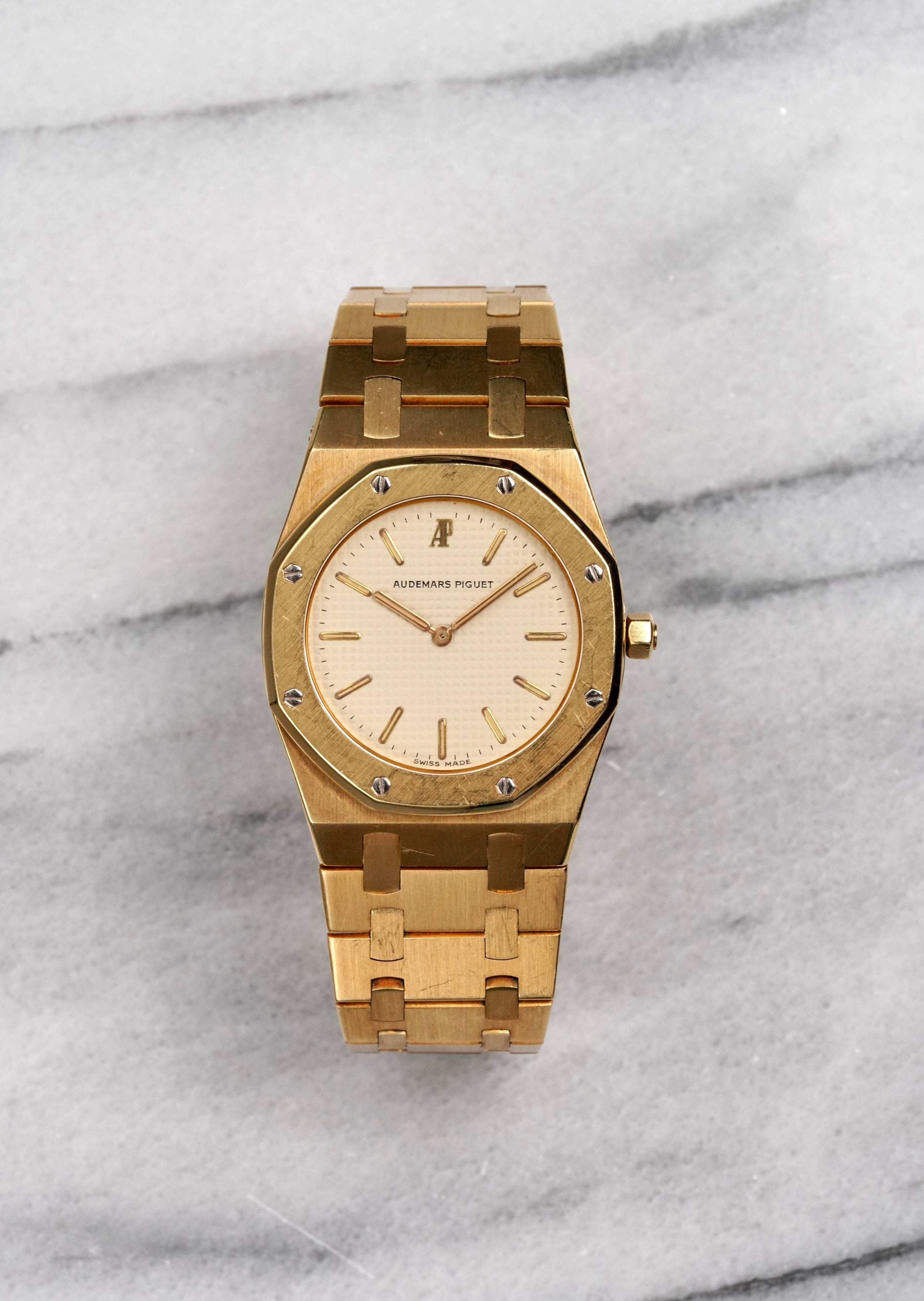 Audemars Piguet Royal Oak - 18K Gold 33mm