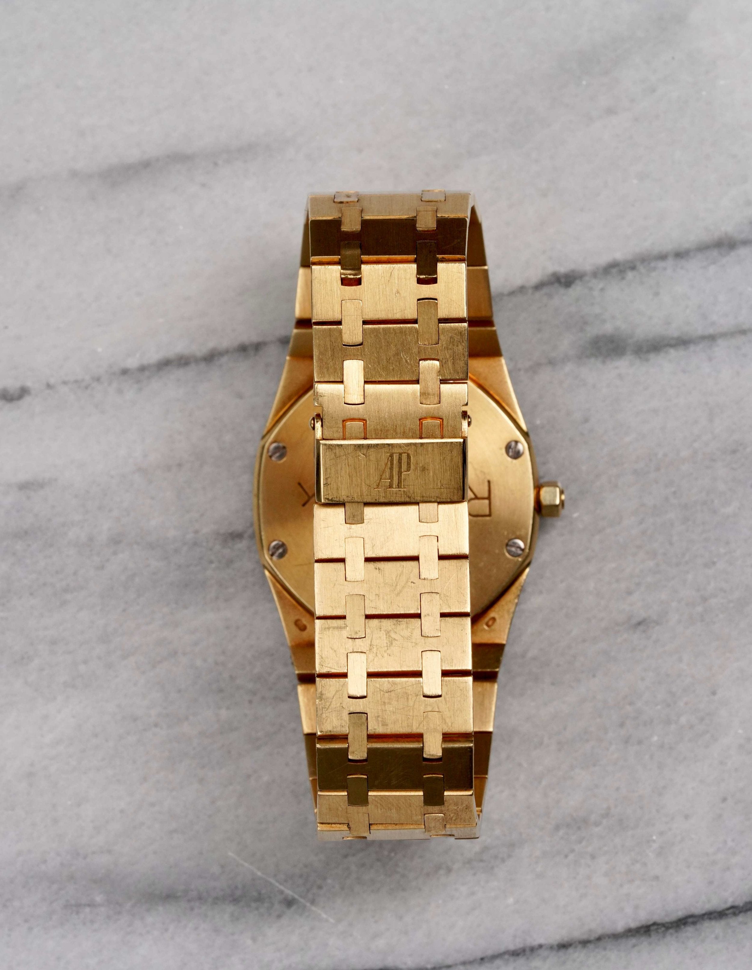 Audemars Piguet Royal Oak - 18K Gold 33mm