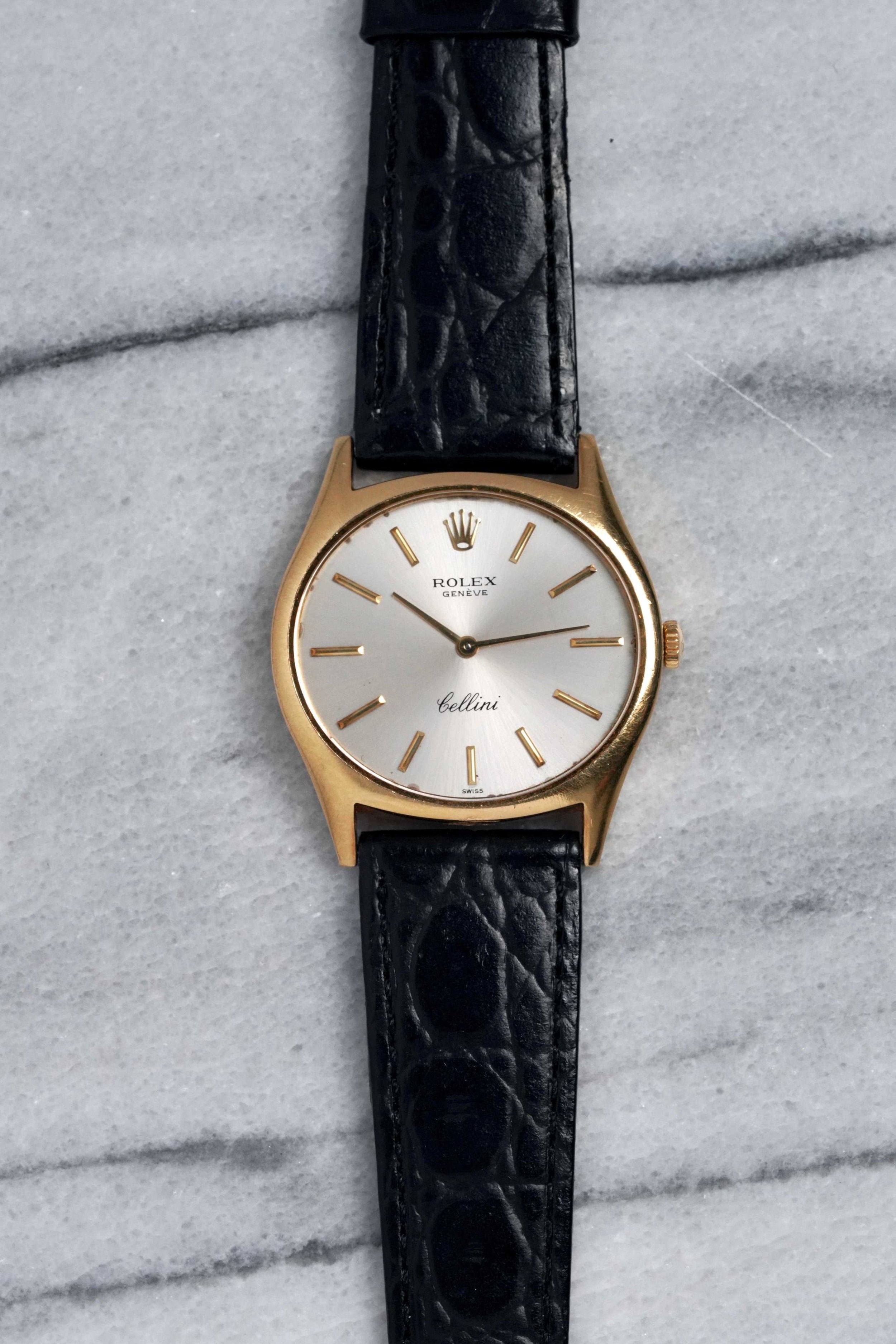 Rolex Cellini 3806 - 18K Yellow Gold.