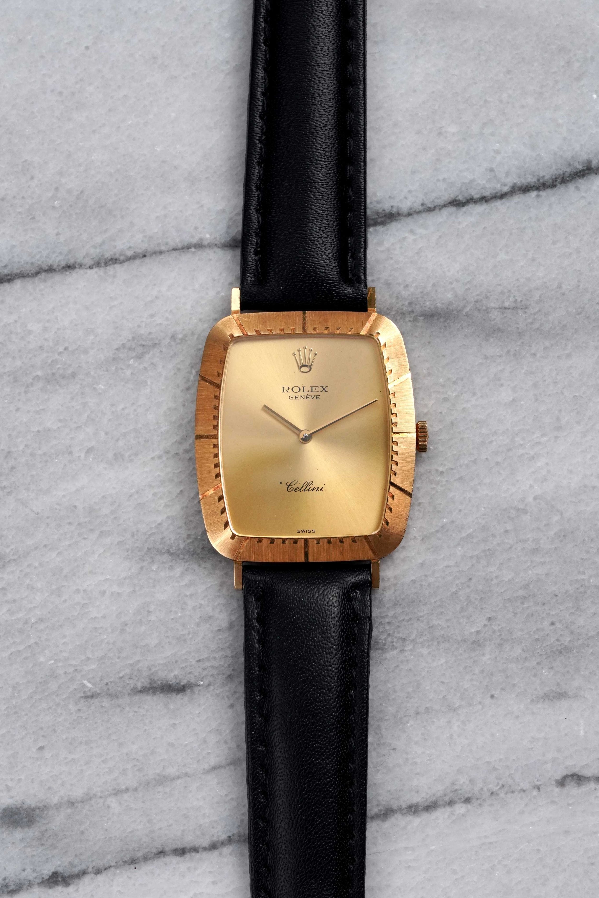 Rolex Cellini 4087 - 18K Yellow Gold.