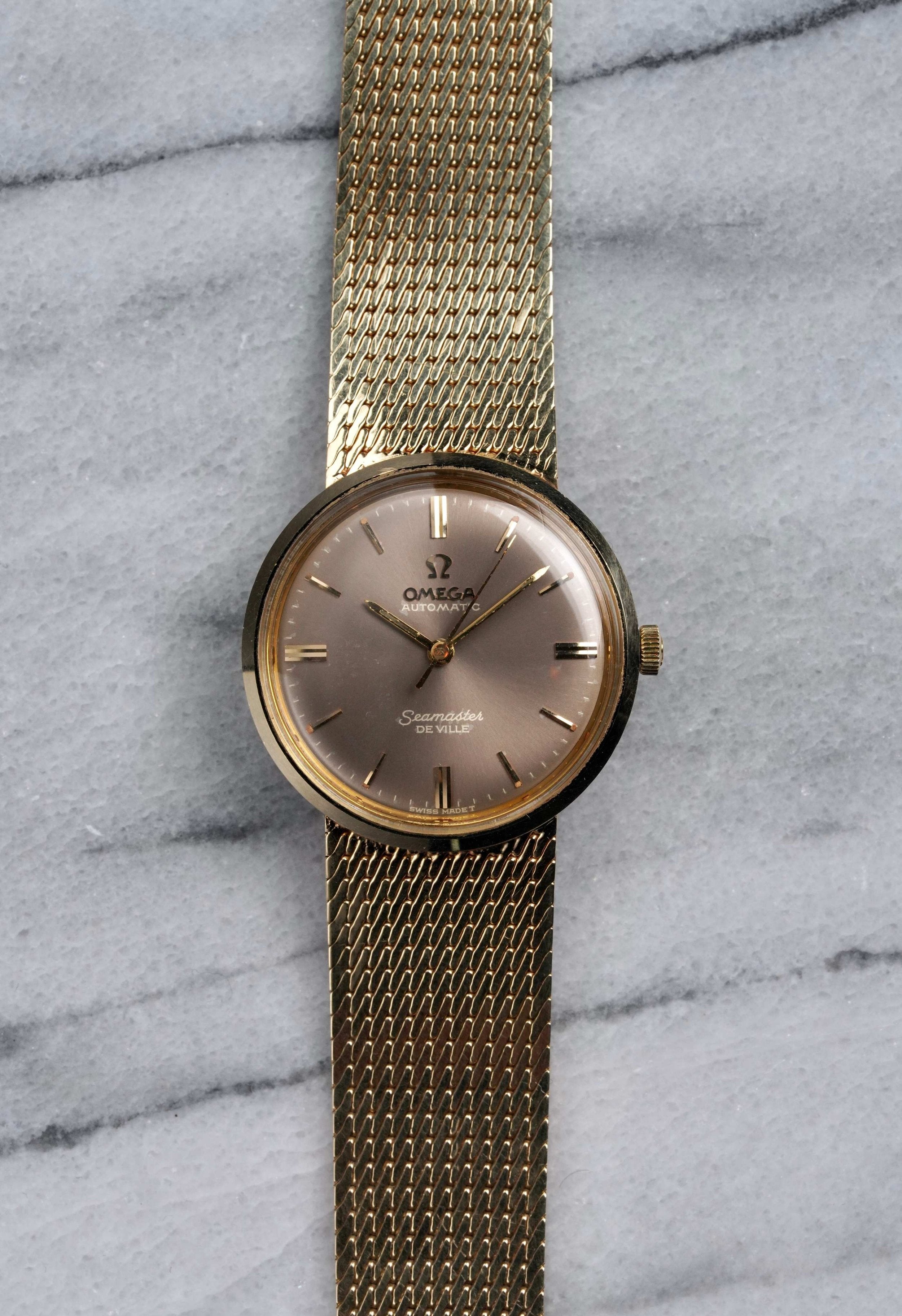 Omega Seamaster De Ville - 14K Yellow Gold.