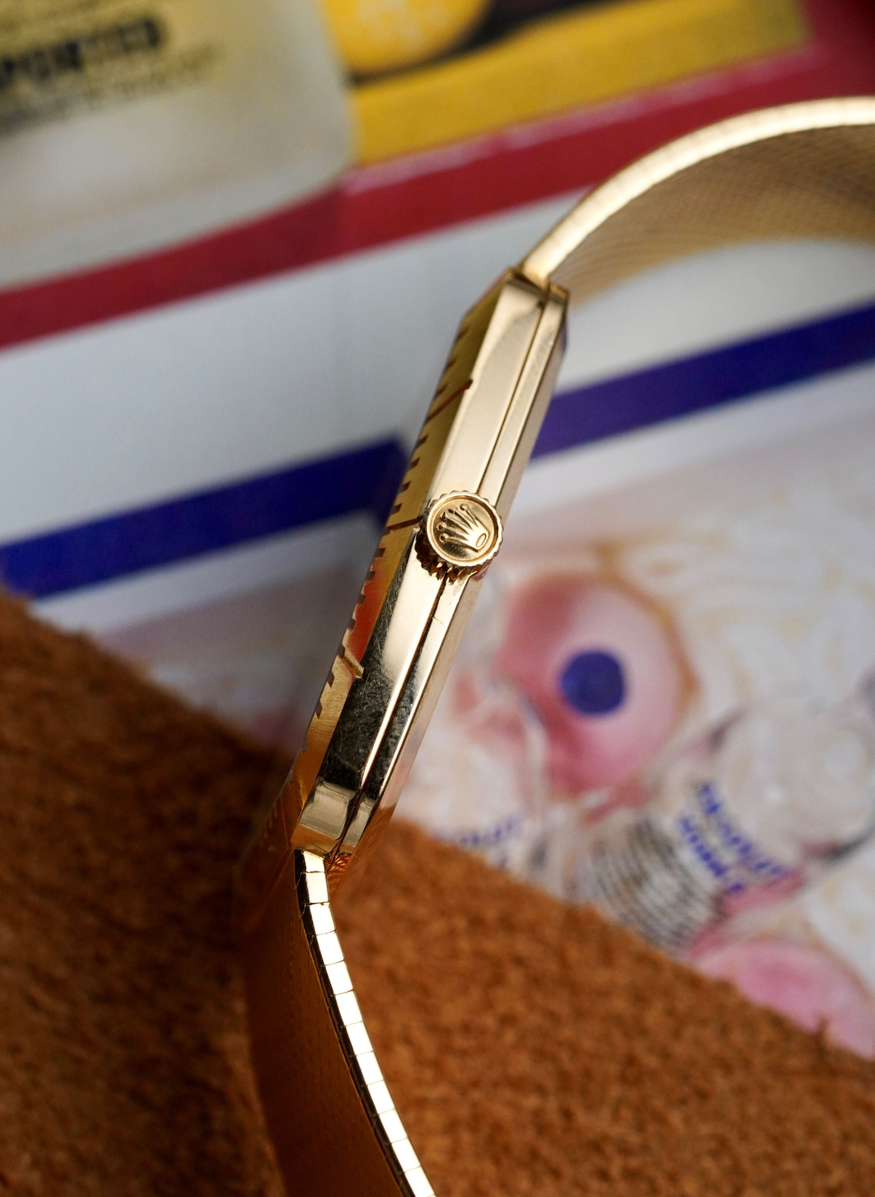 Rolex Cellini 4087 - 18K Yellow Gold.