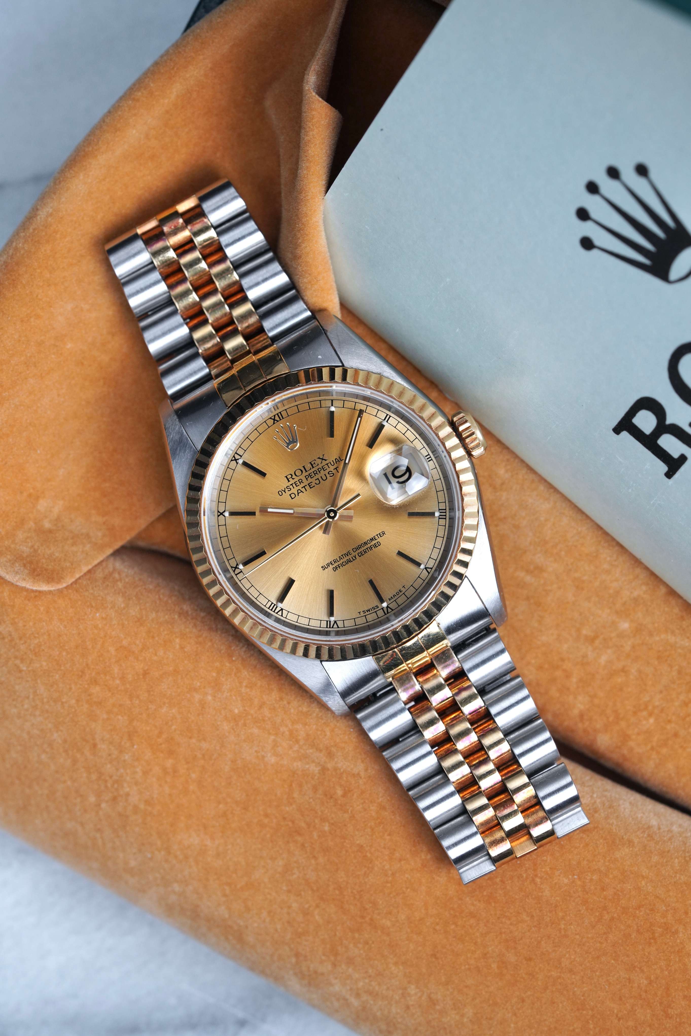 Rolex Datejust 16233 - Champagne Dial.