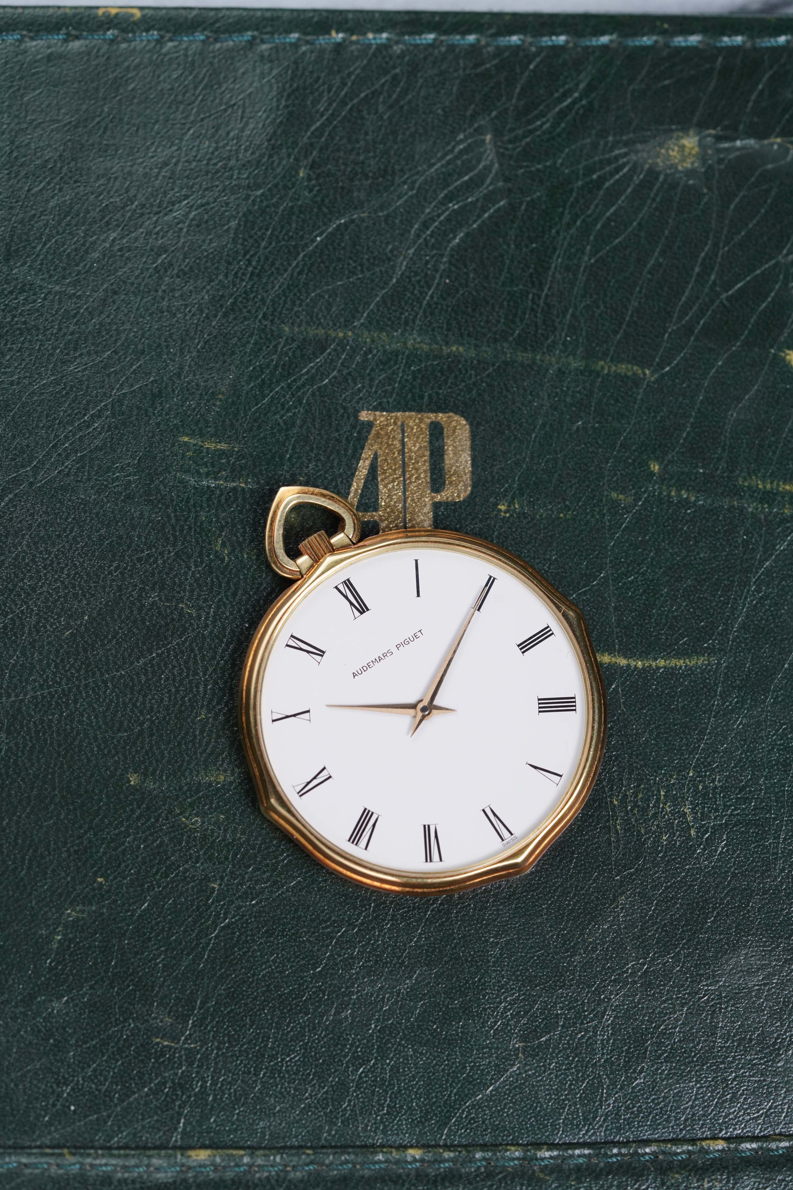 Audemars Piguet - White Roman Dial
