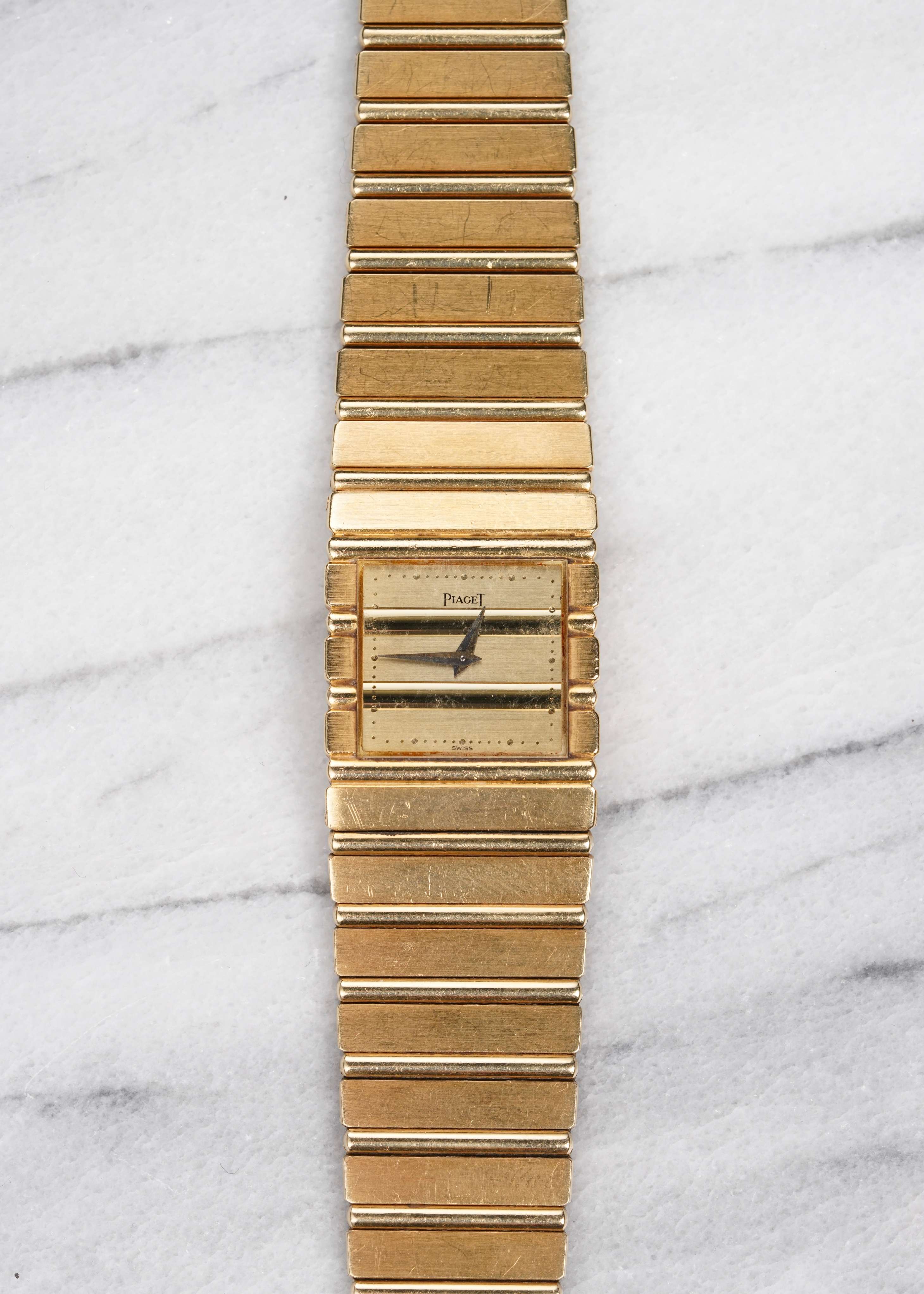 Piaget Polo 7131 - 18K Yellow Gold.