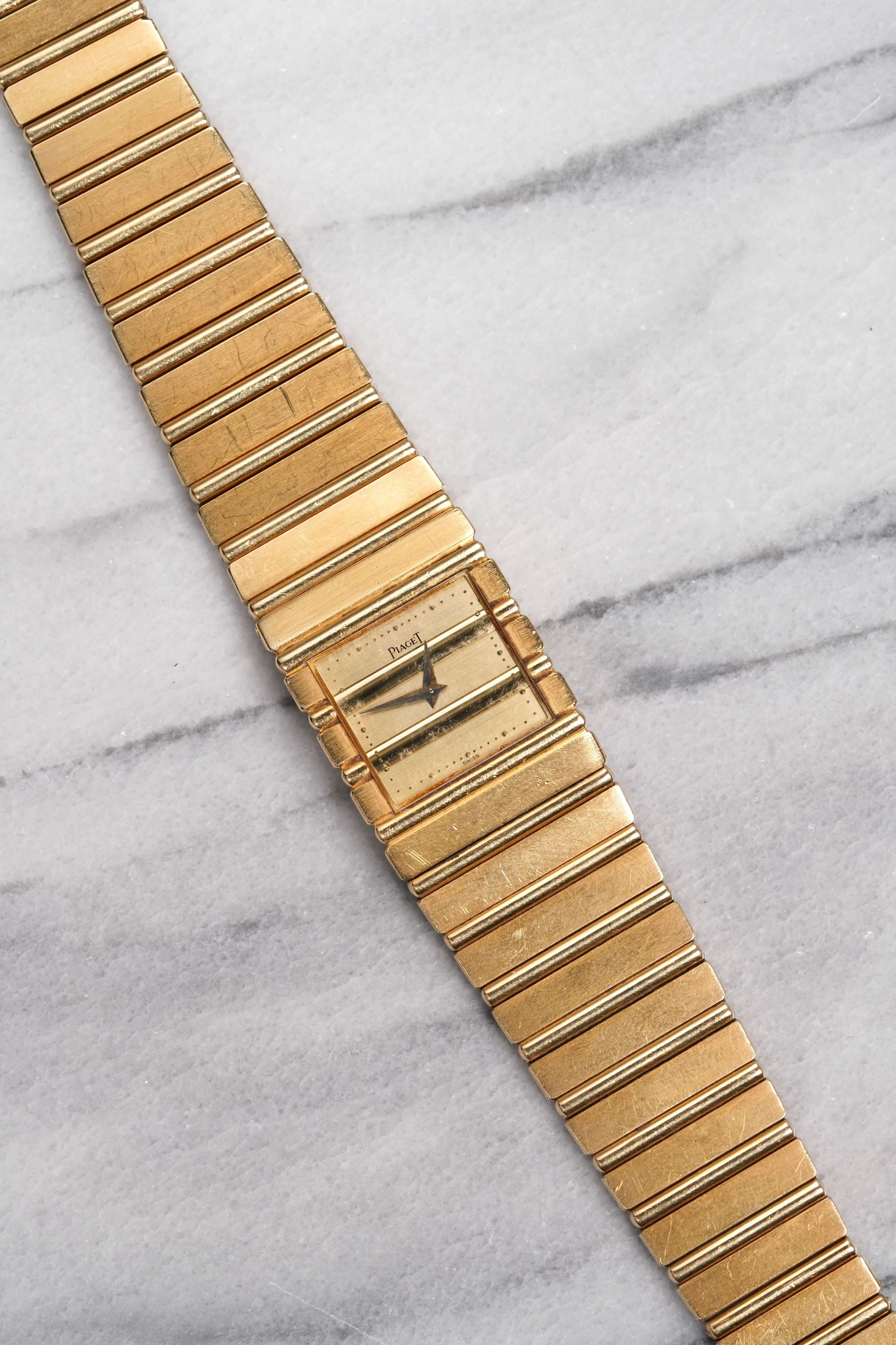 Piaget Polo 7131 - 18K Yellow Gold.