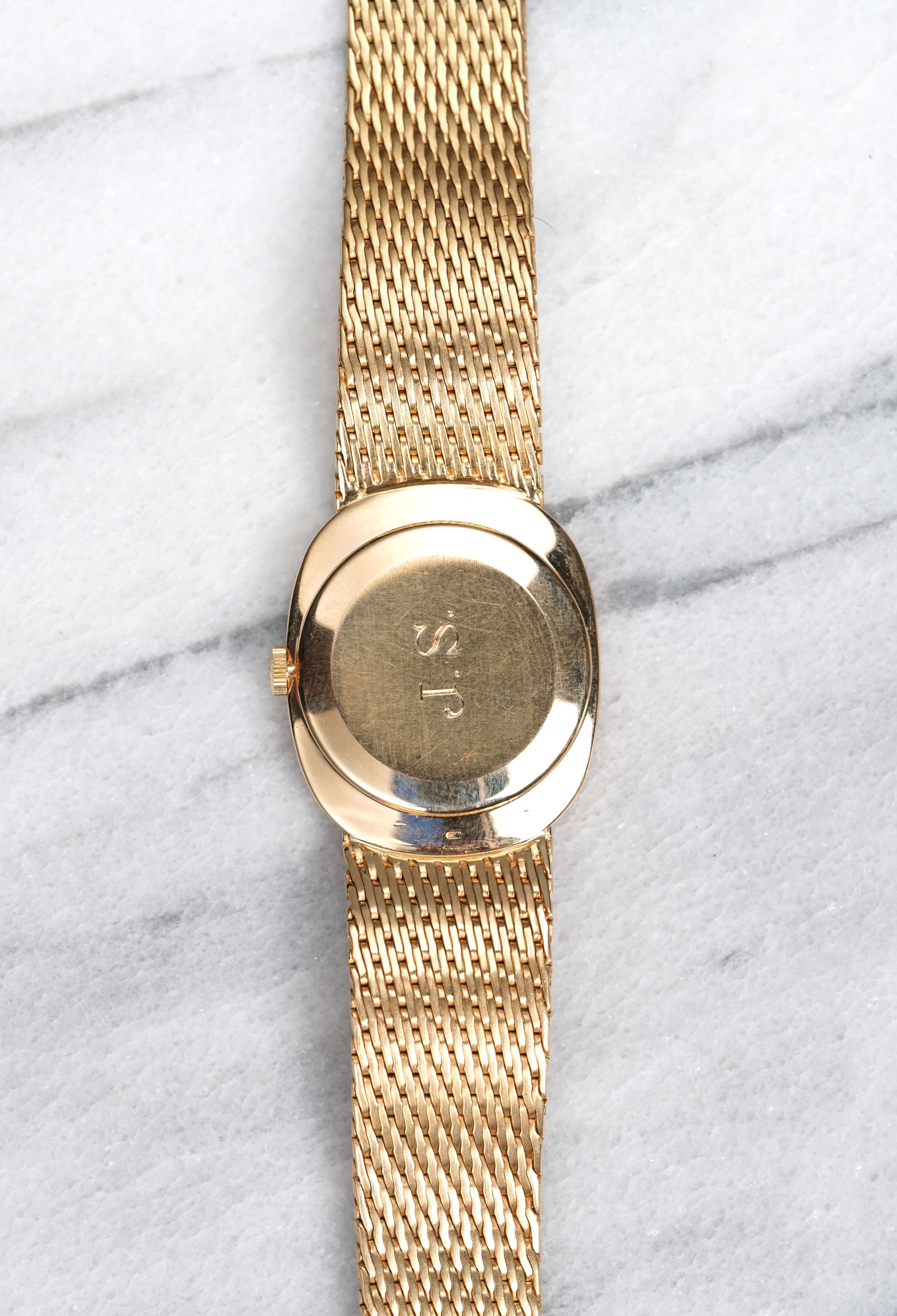 Patek Philippe Ellipse - 18K Yellow Gold.