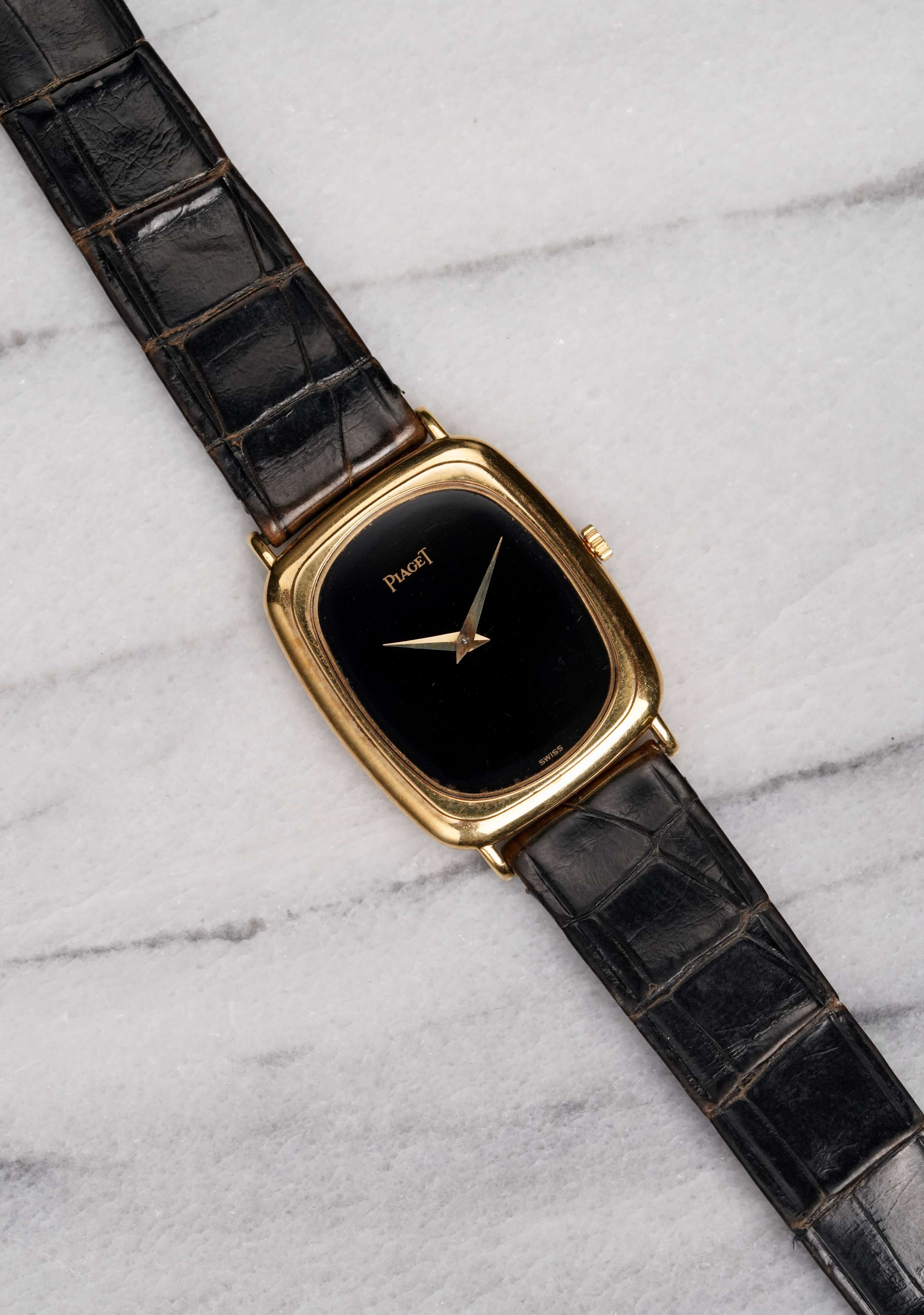 Piaget Onyx Dial - 18K Yellow Gold