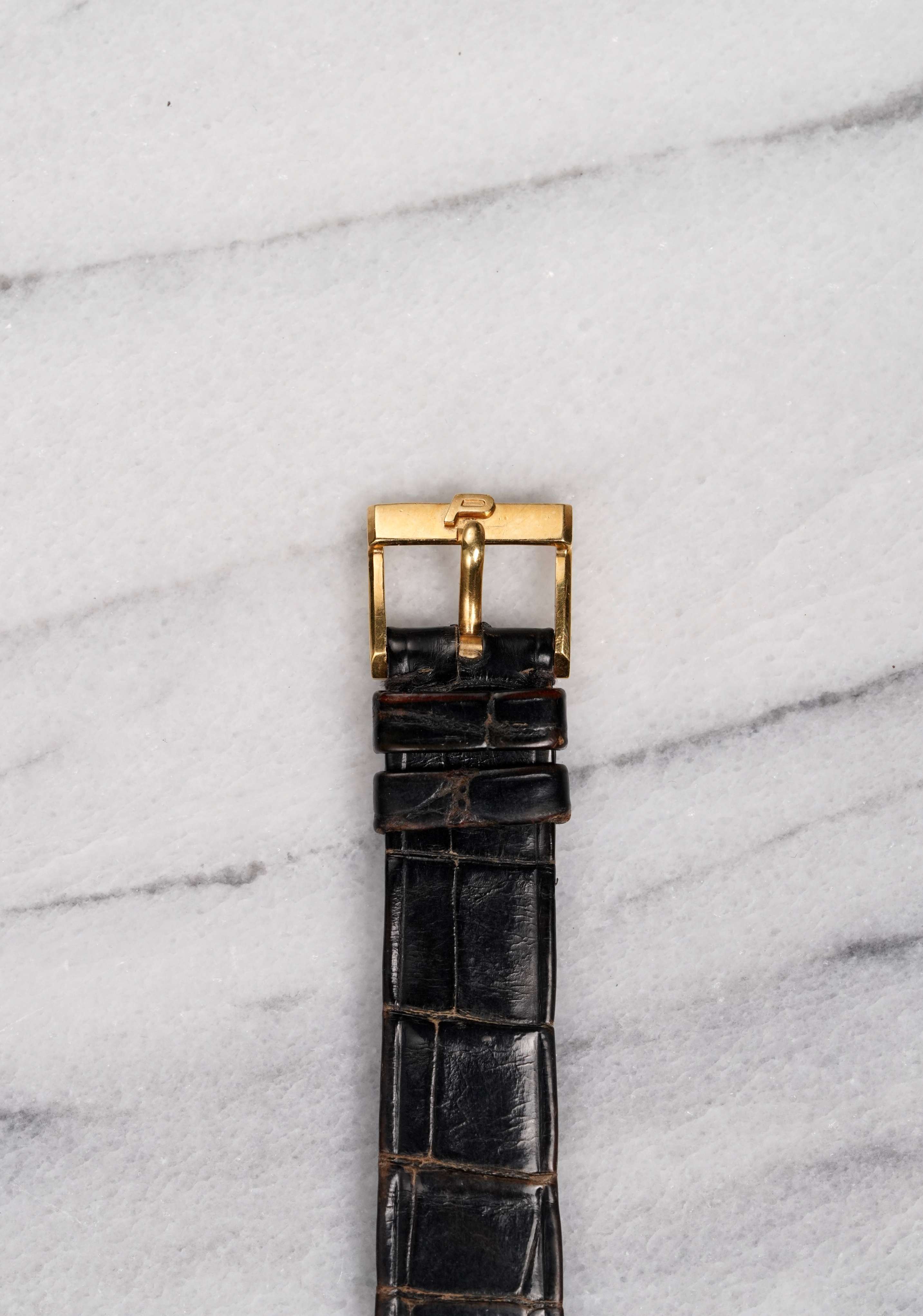 Piaget Onyx Dial - 18K Yellow Gold