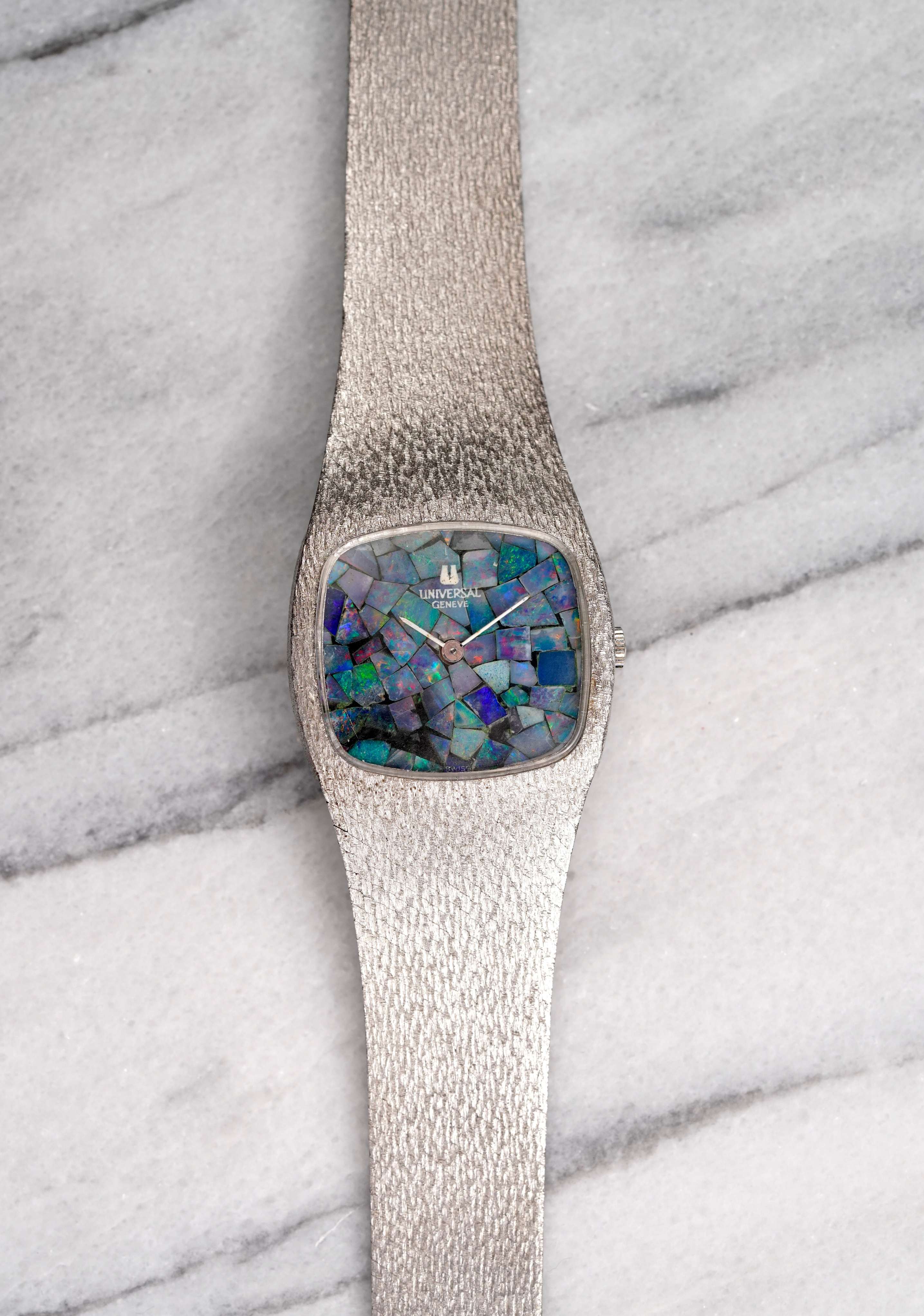 Universal Geneve Opal - 18K White Gold.