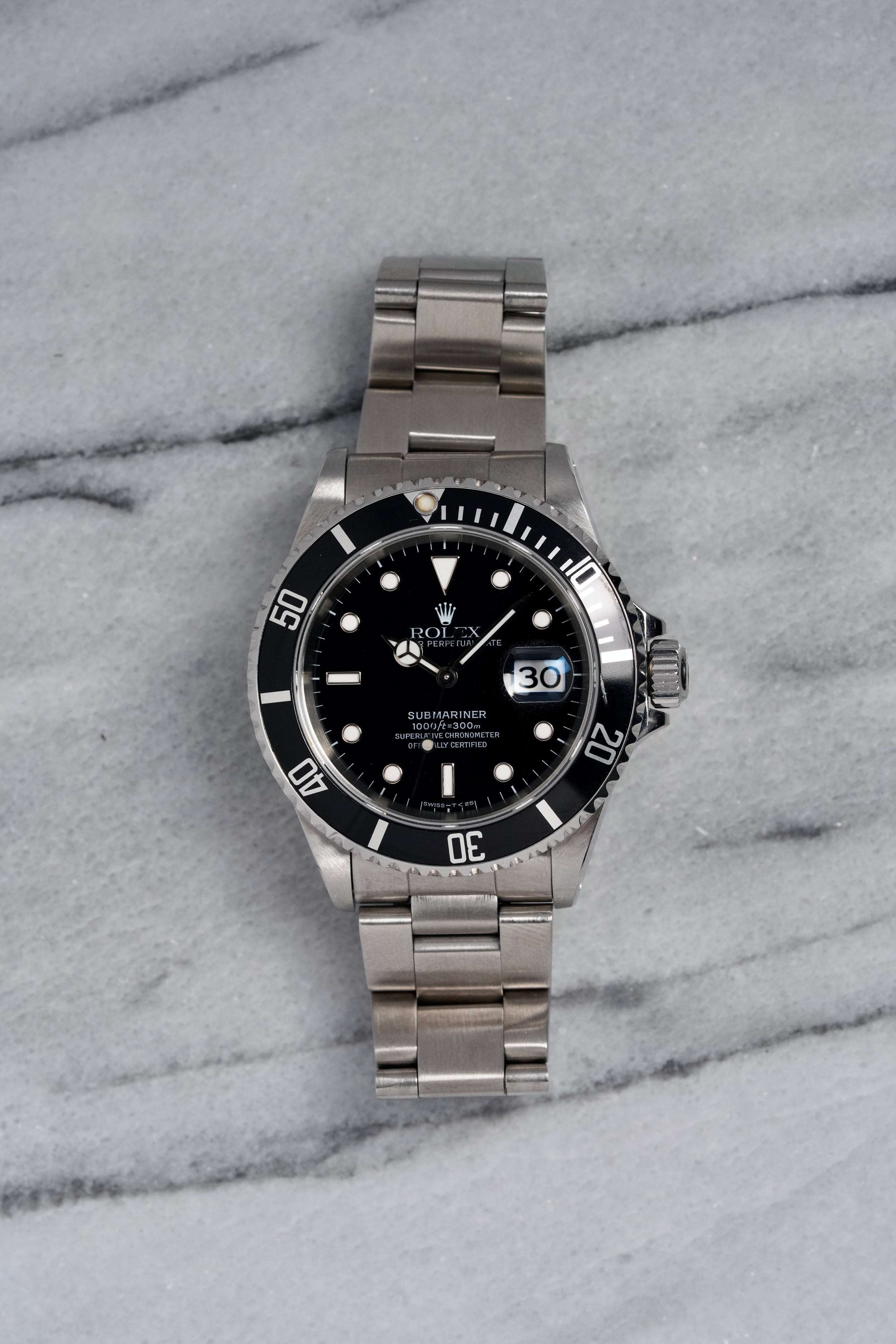 Rolex Submariner - 16610.