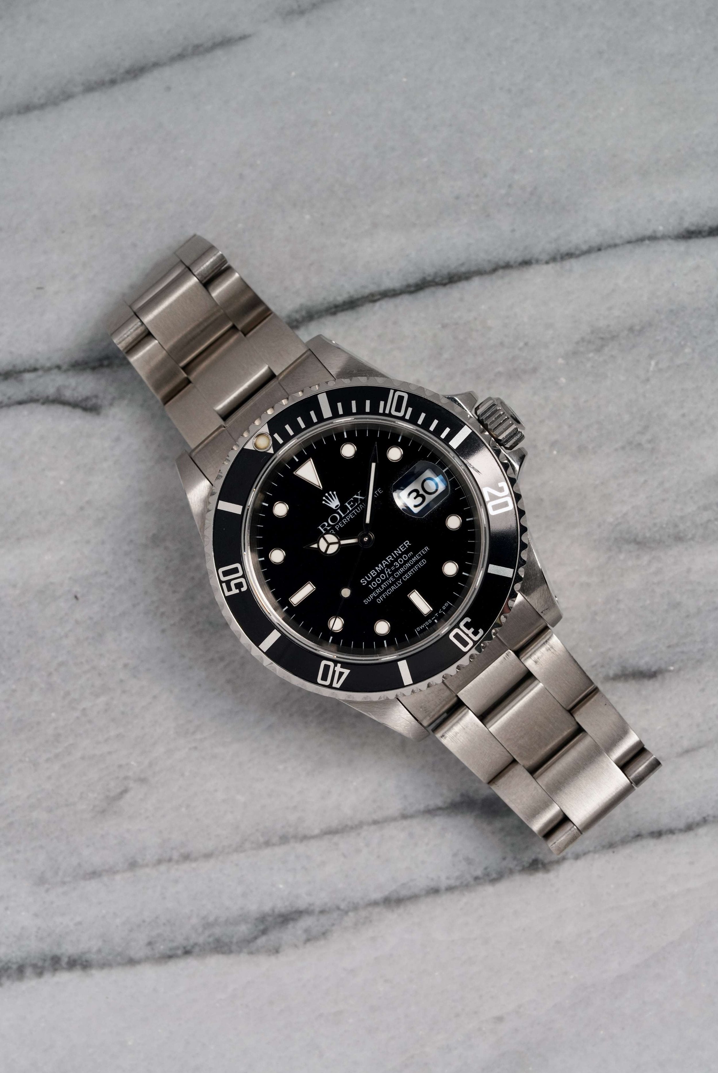 Rolex Submariner - 16610.