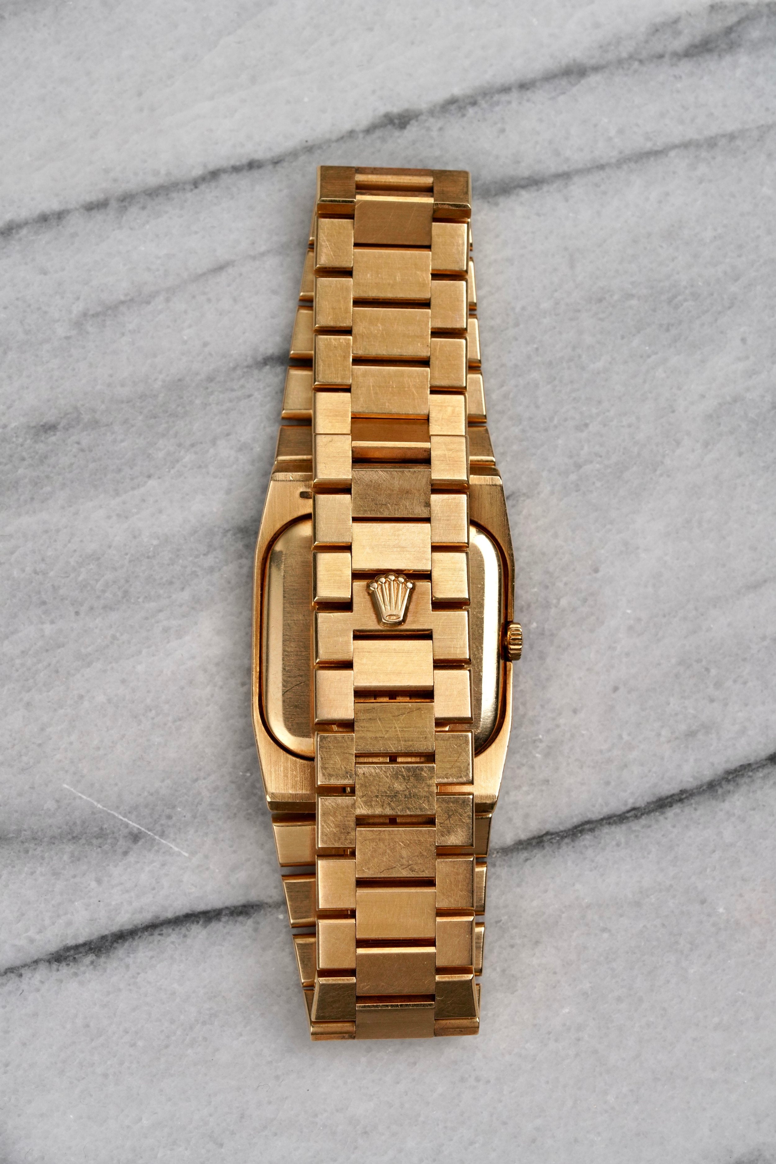 Rolex Cellini 4354- 18K Gold.