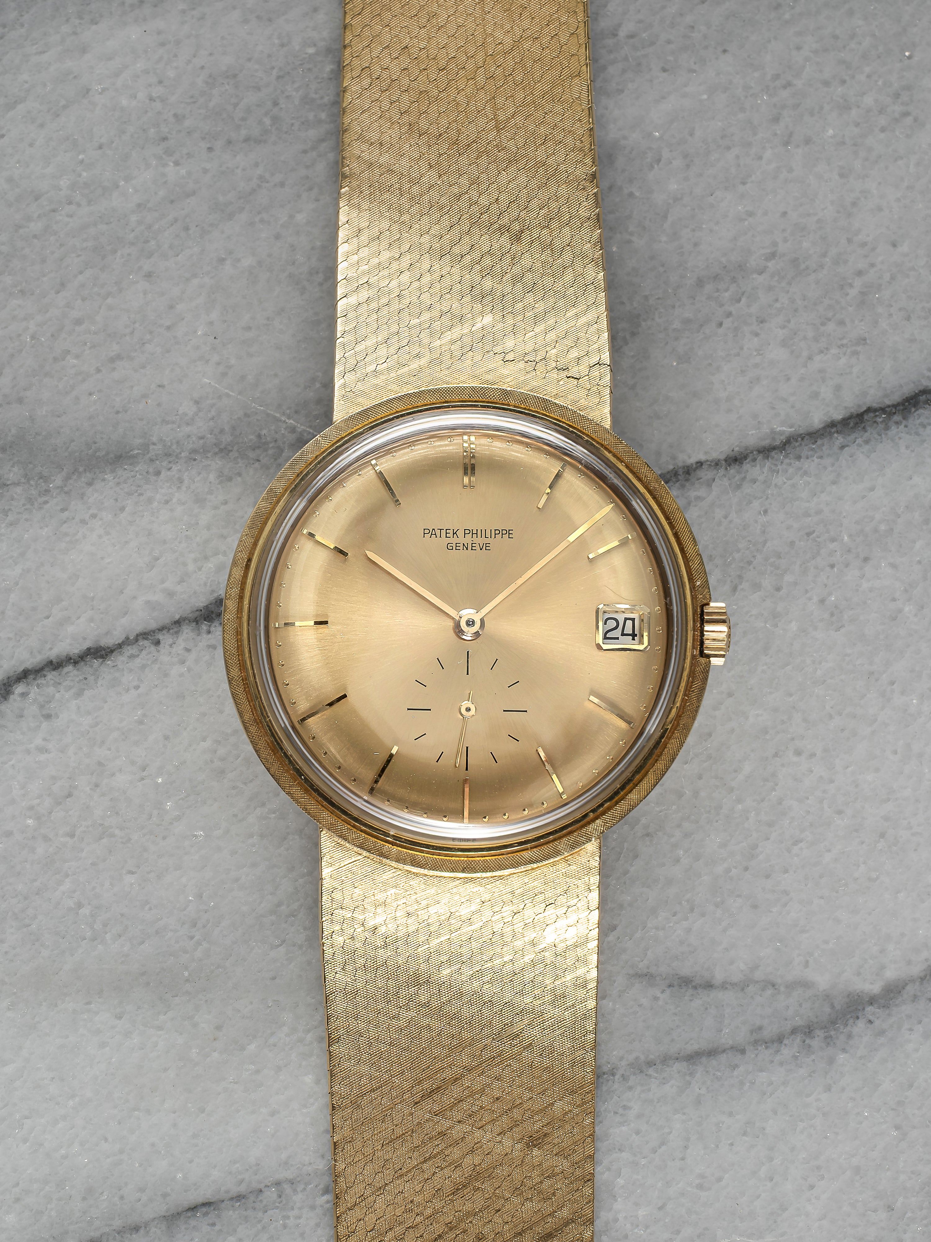 Patek Philippe Calatrava 3445 - 18K Yellow Gold