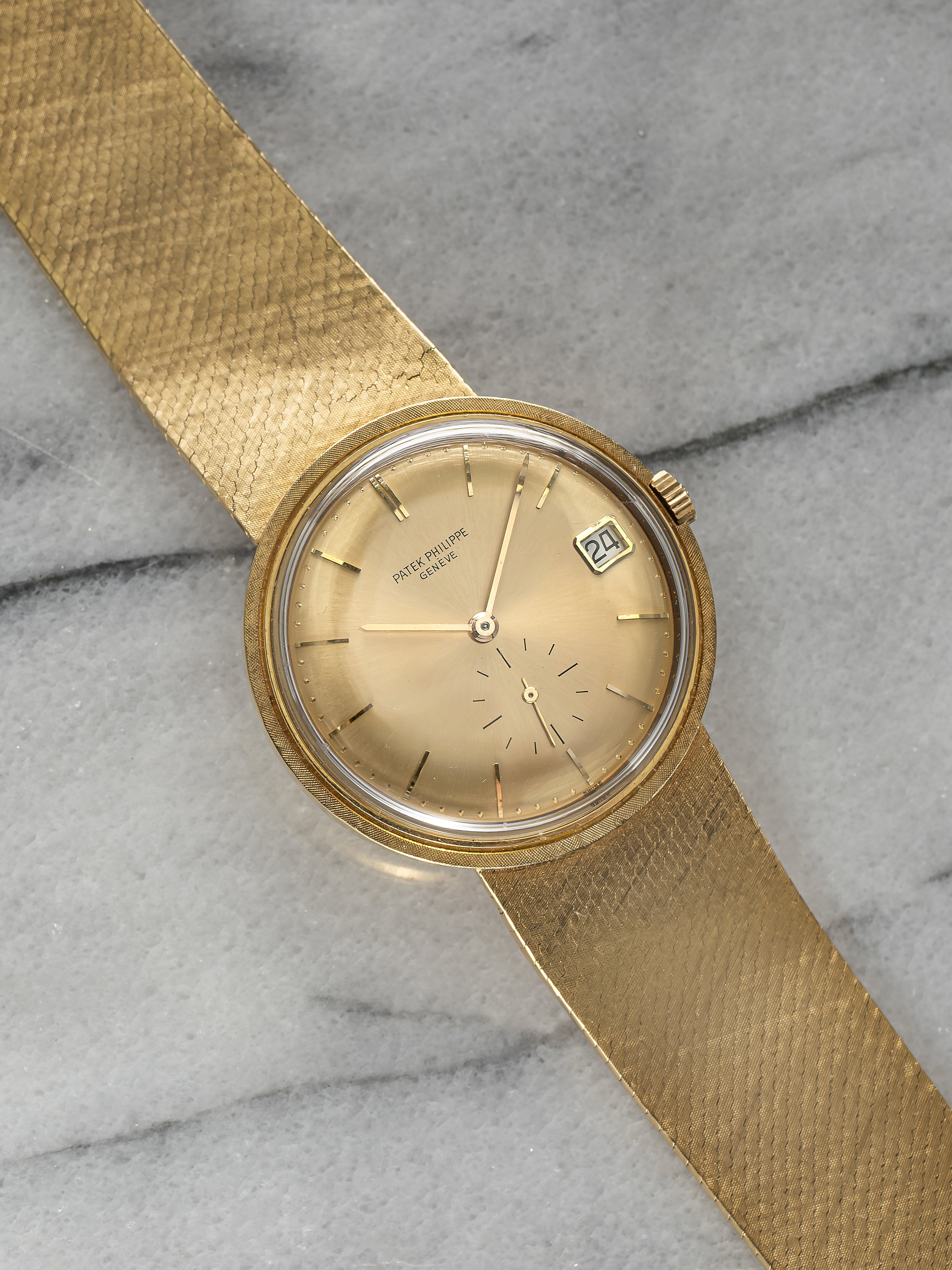 Patek Philippe Calatrava 3445 - 18K Yellow Gold