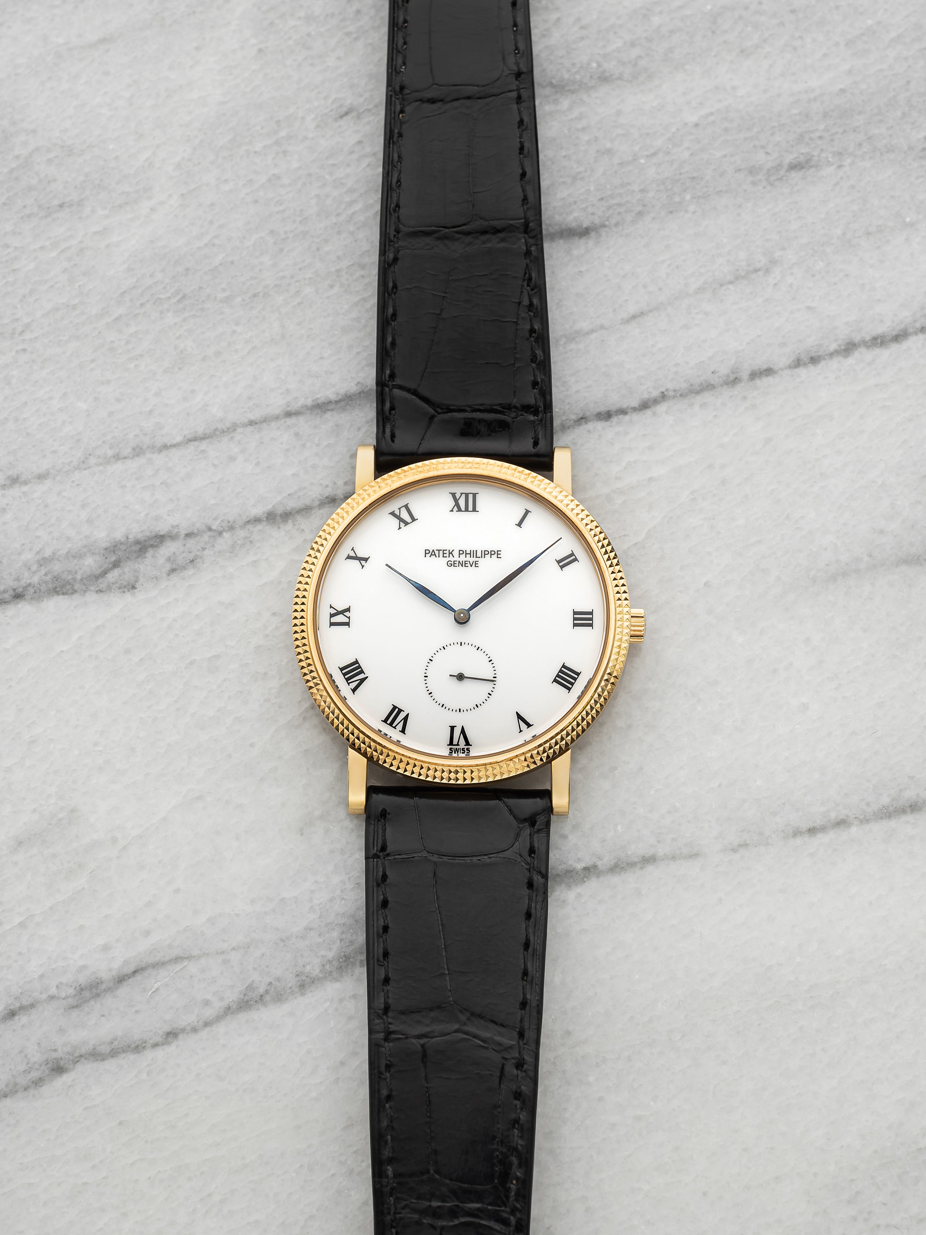 2000s Patek Philippe Calatrava 3919 Yellow Gold Hobnail Manual 33mm