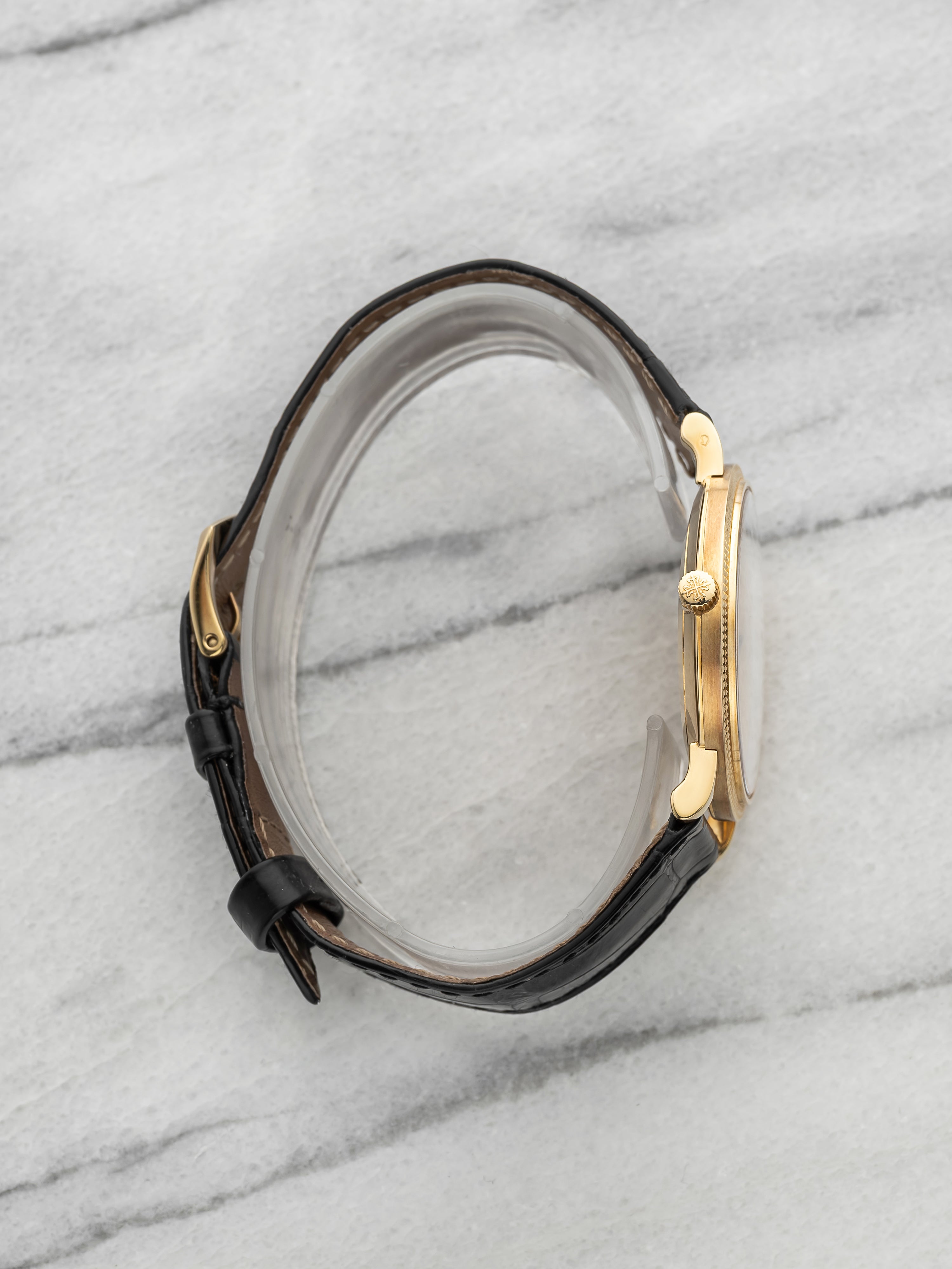 2000s Patek Philippe Calatrava 3919 Yellow Gold Hobnail Manual 33mm