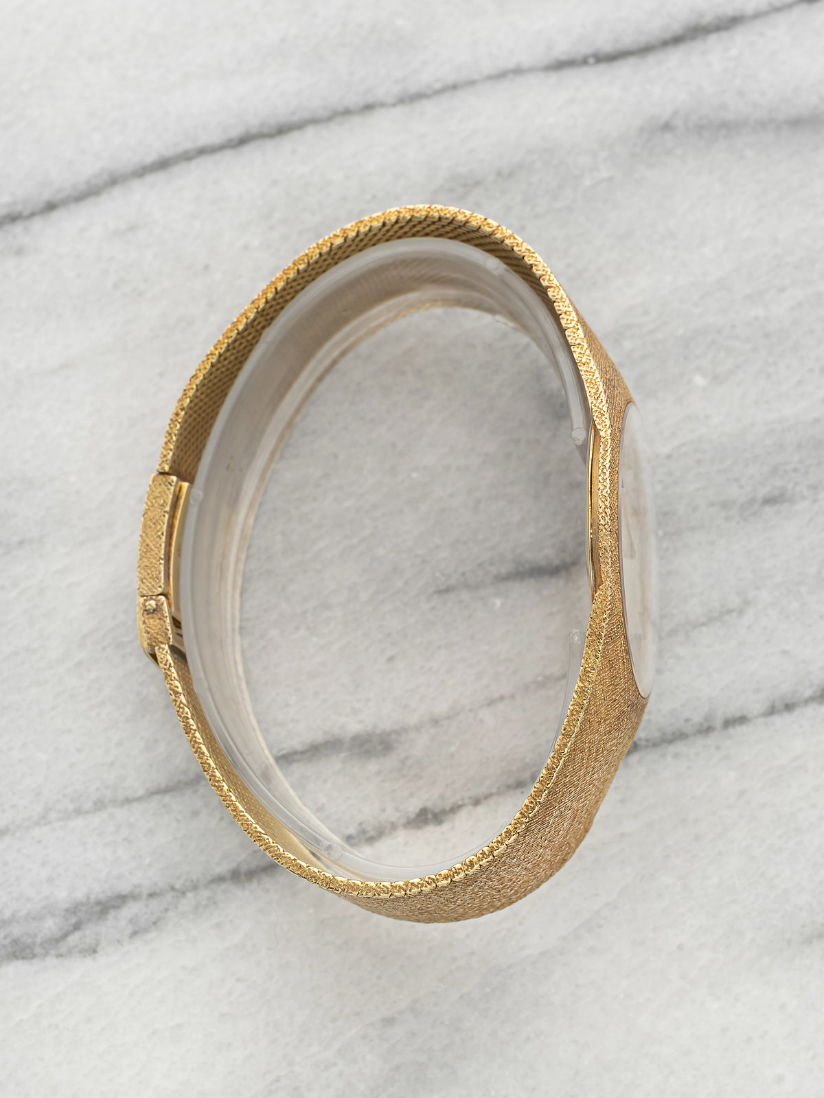 Vintage 1970s Vacheron Constantin 6352 18K Yellow Gold Linen Dial Manual 33mm