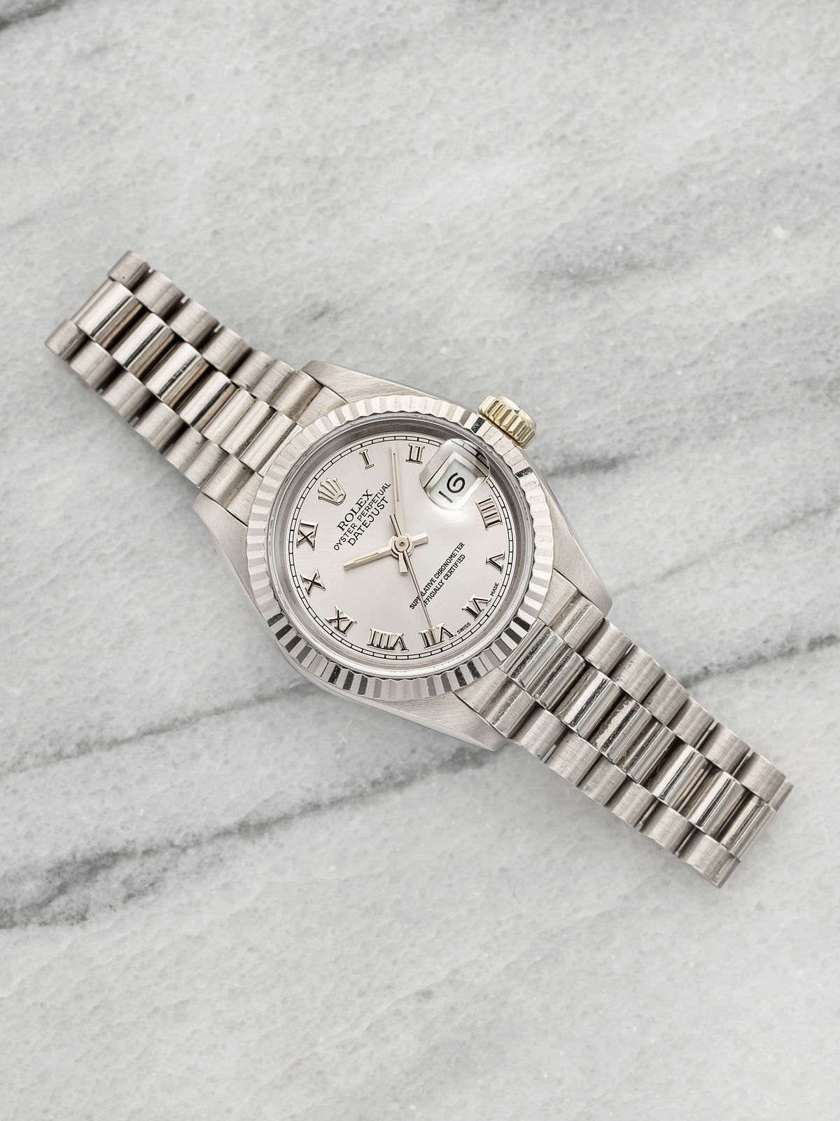 Vintage 1990 Rolex Lady Datejust 69179 18K WG Silver Sunburst Roman Auto 26mm