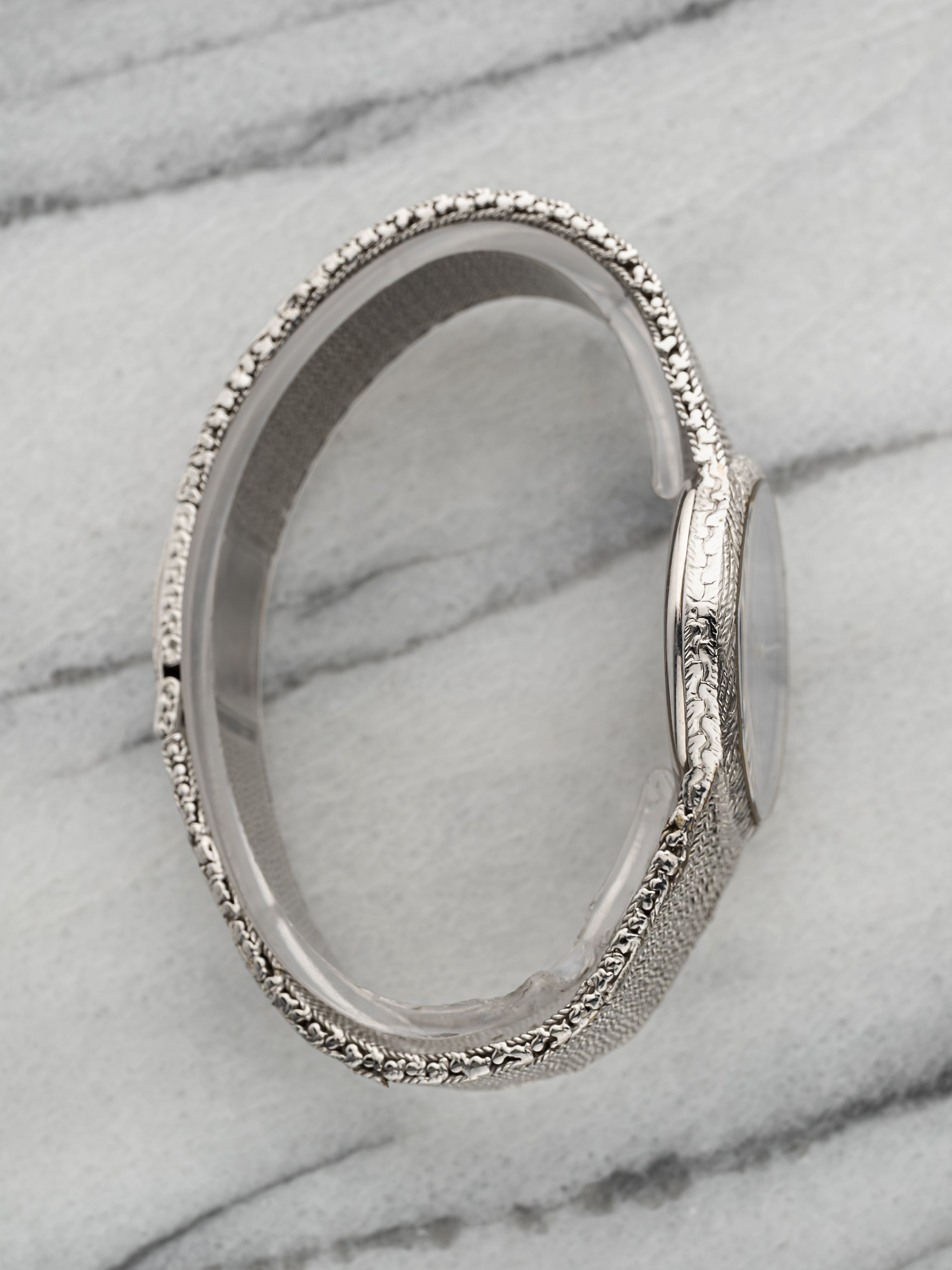 Audemars Piguet 14720BC – White Gold Integrated Lapis Lazuli Dial