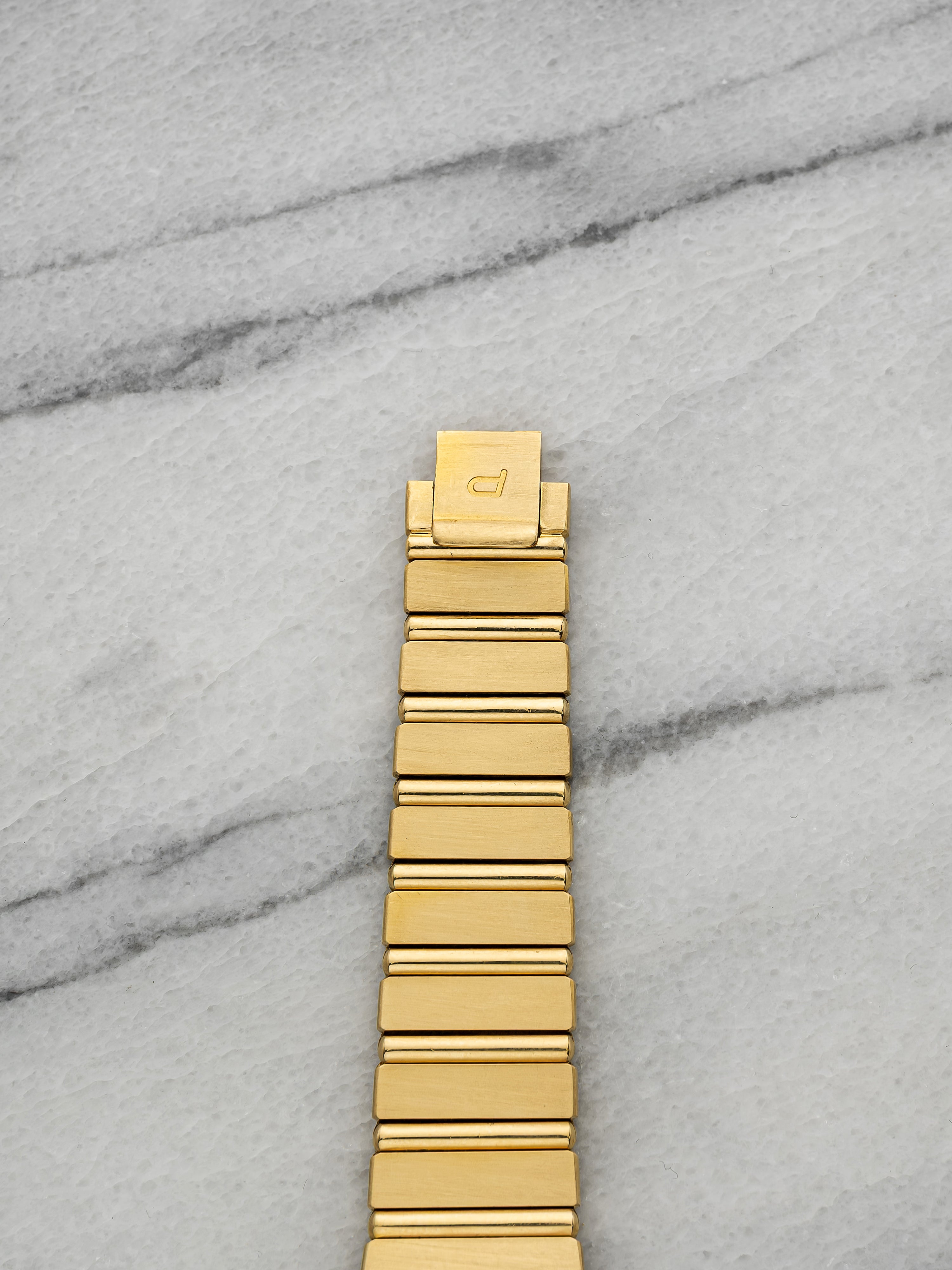 Piaget Polo Date 15791 C701 – Yellow Gold Gold Dial