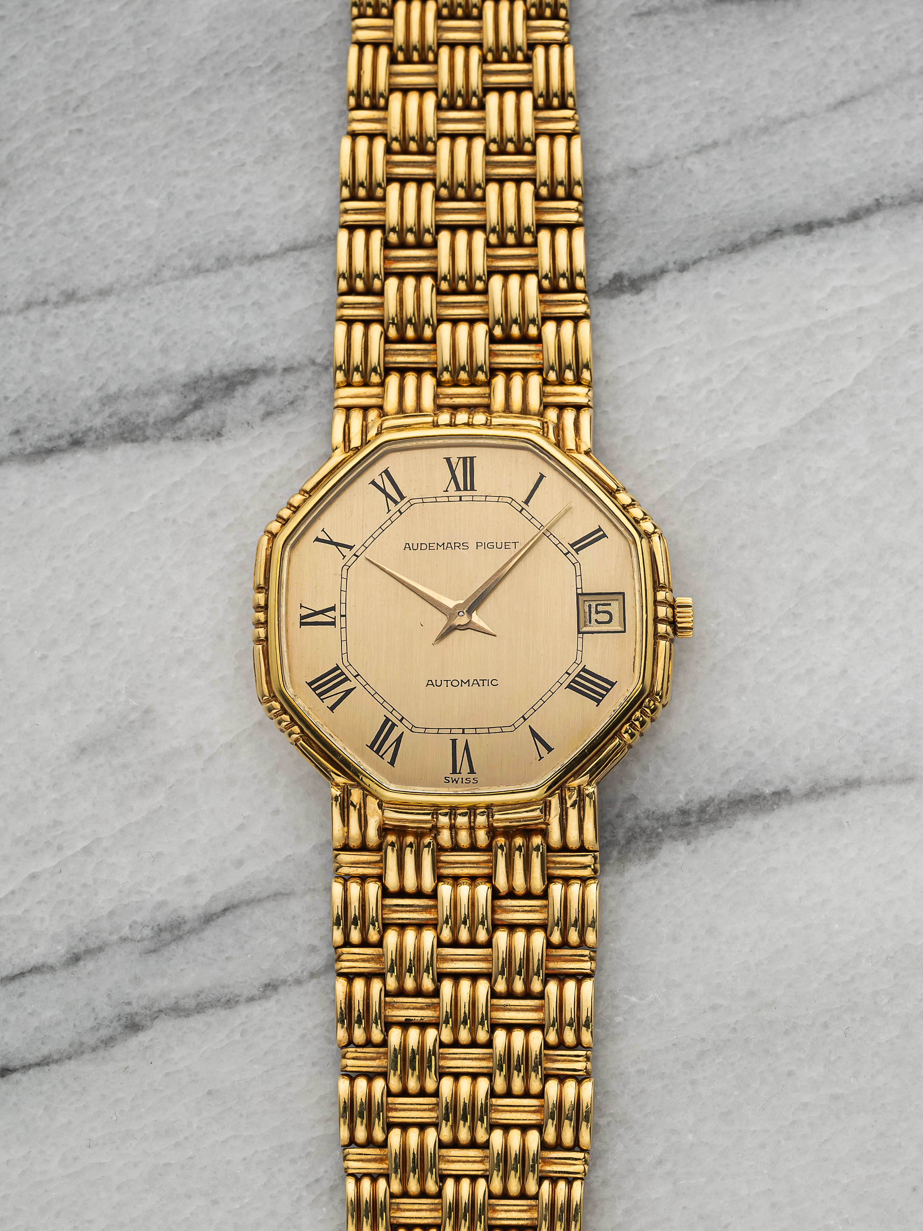 Audemars Piguet Octagonal – Yellow Gold Champagne Gilt Dial