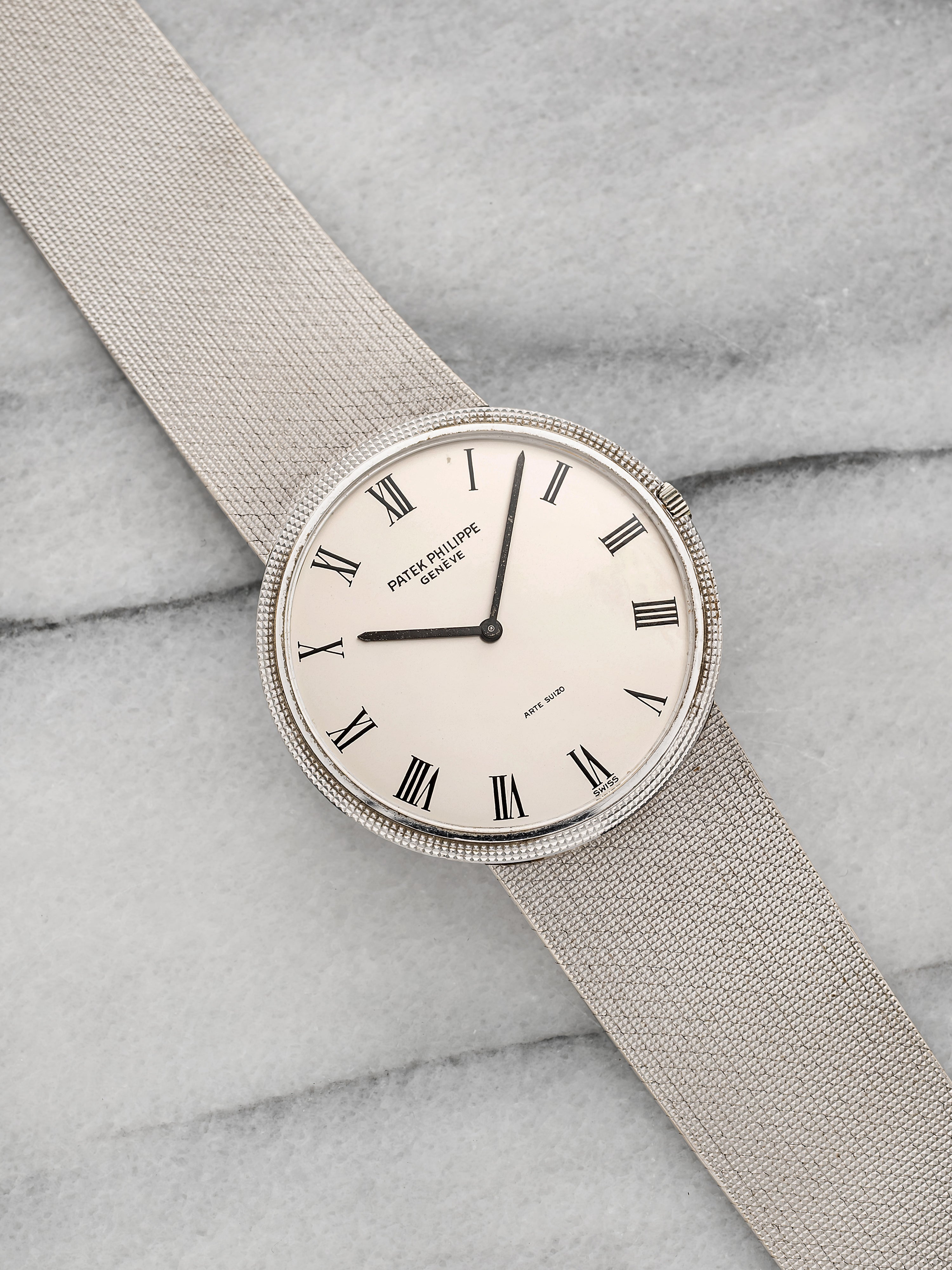 Patek Philippe Calatrava 3588-1 18K White Gold Silver Dial Automatic 35mm
