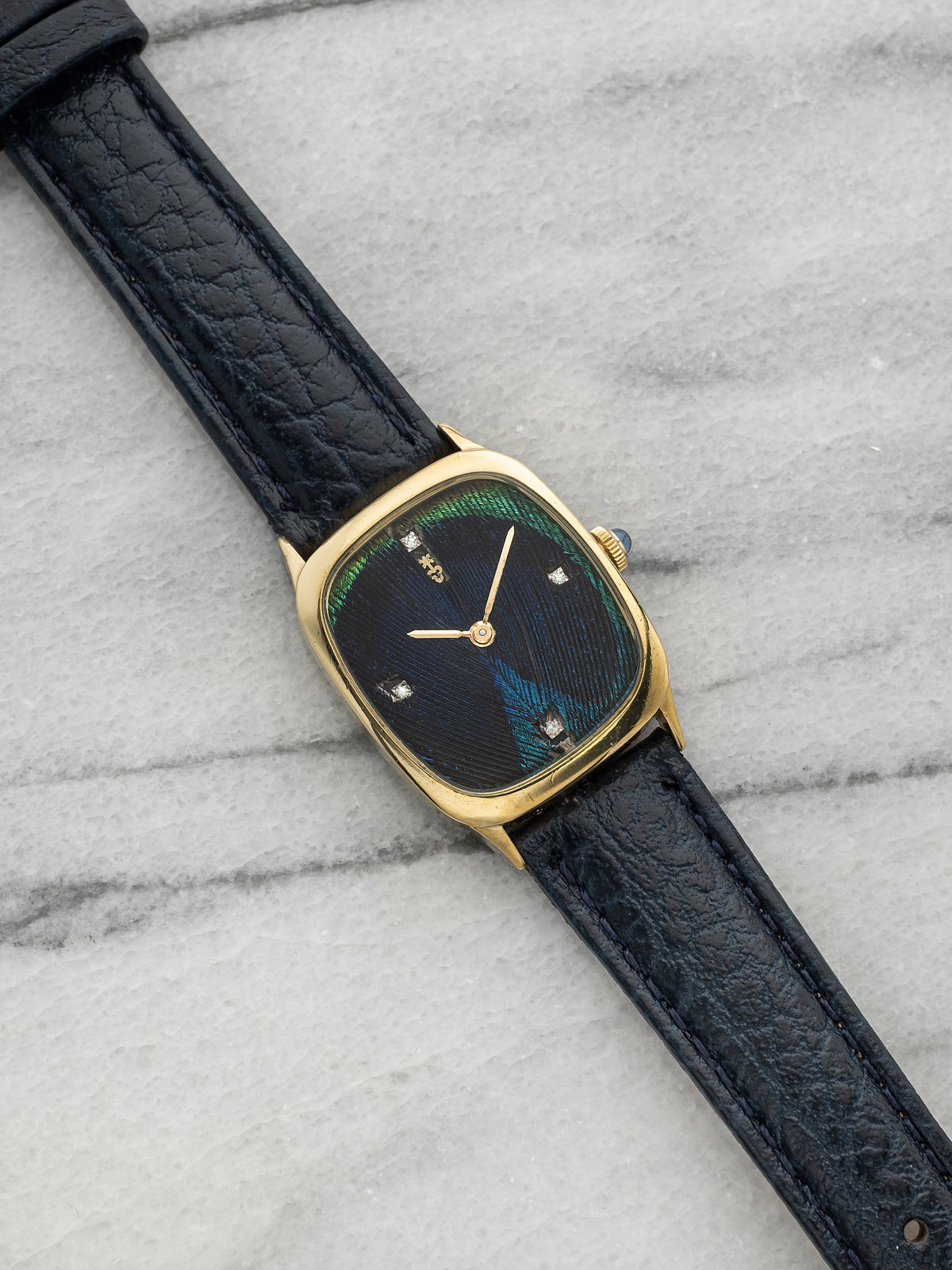 Vintage 1970s Corum 27174 18K Yellow Gold Peacock Feather Dial Manual 25mm