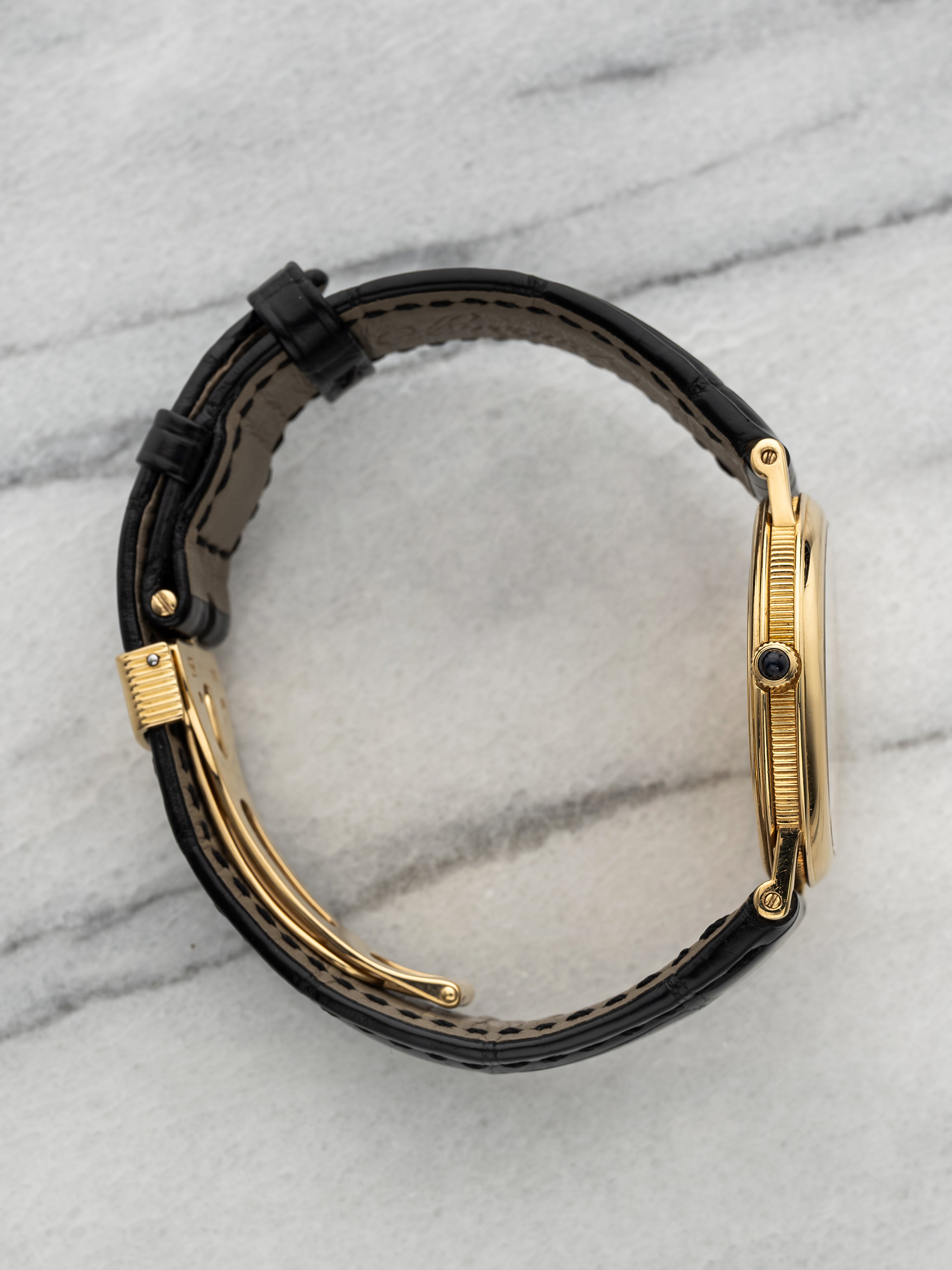 Breguet Classique Moonphase 3300BA – 18K Yellow Gold White Guilloché Dial