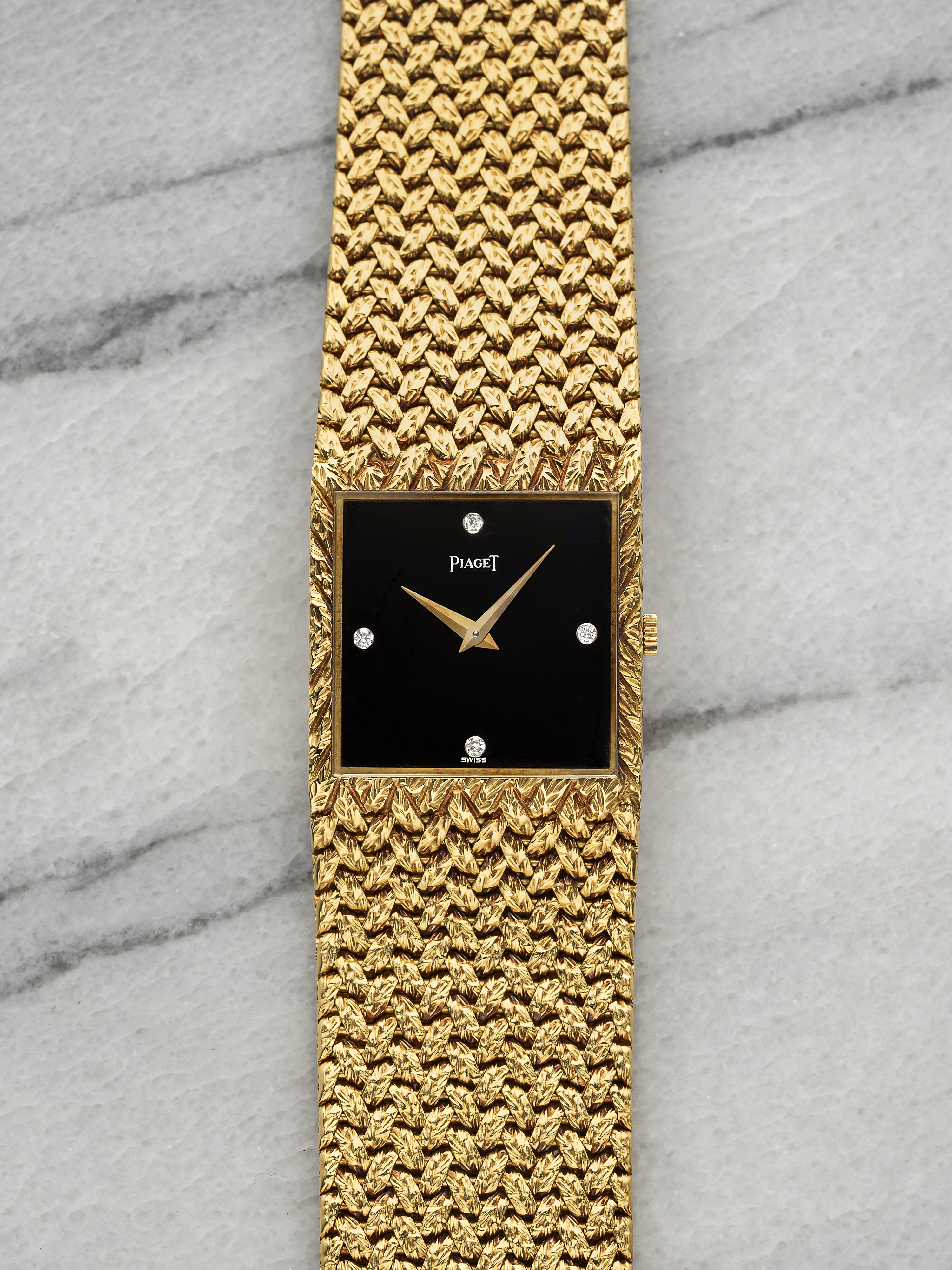 Piaget 934D2 – Yellow Gold Onyx & Diamond Dial