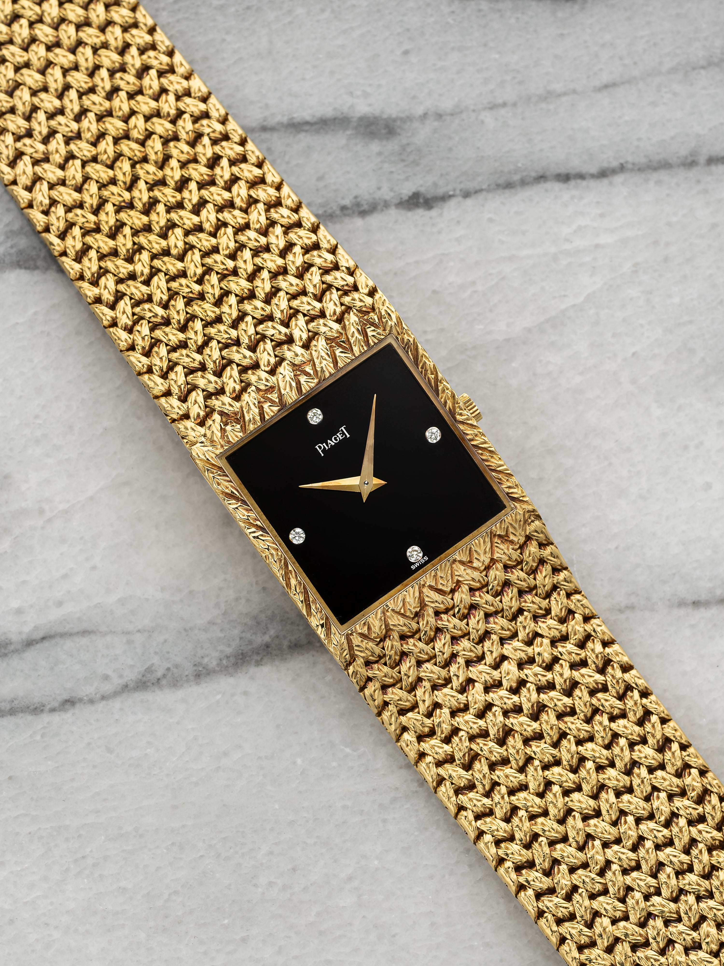 Piaget 934D2 – Yellow Gold Onyx & Diamond Dial