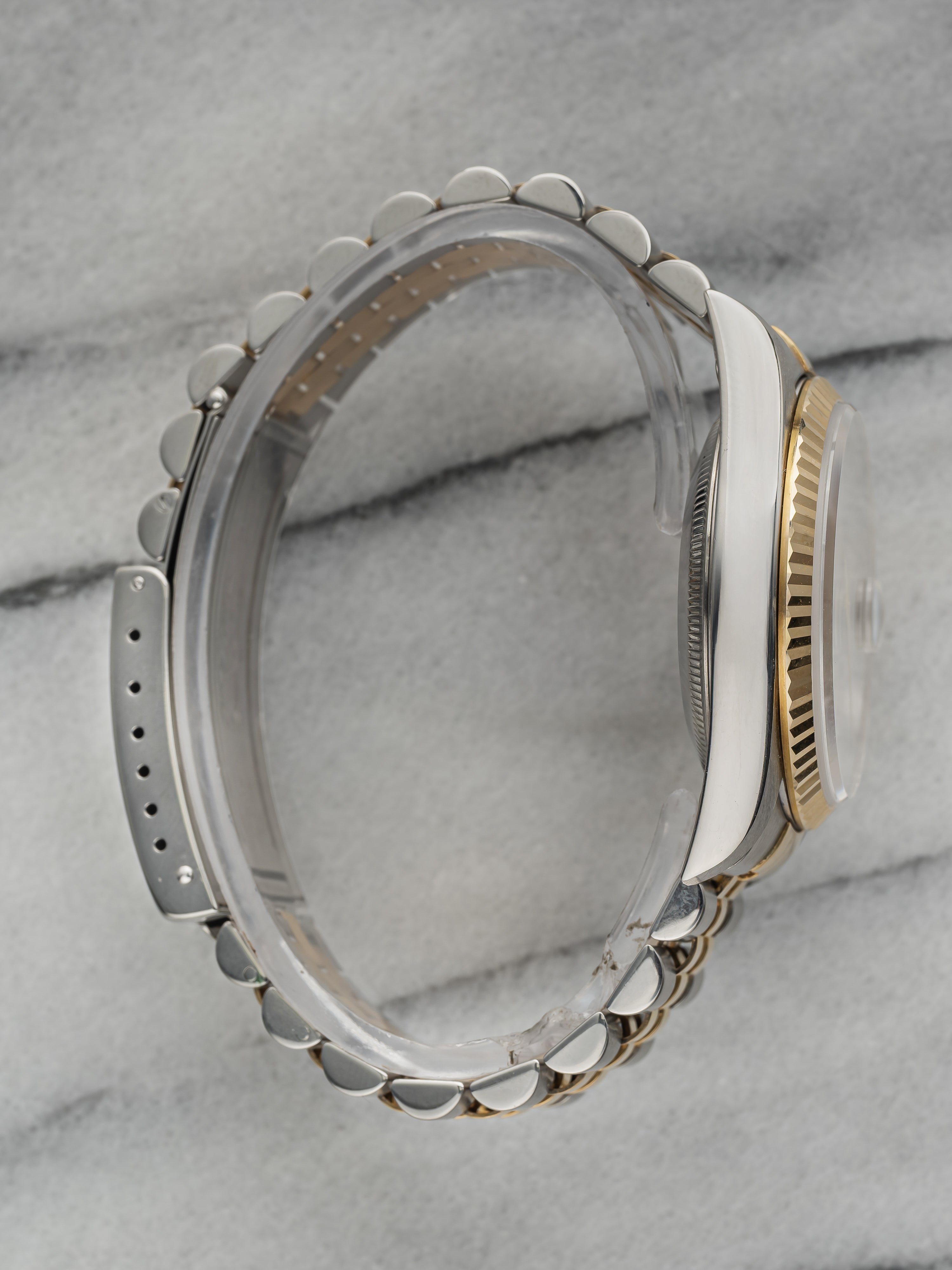 Rolex Datejust 16233 - Pyramid Roman Dial.