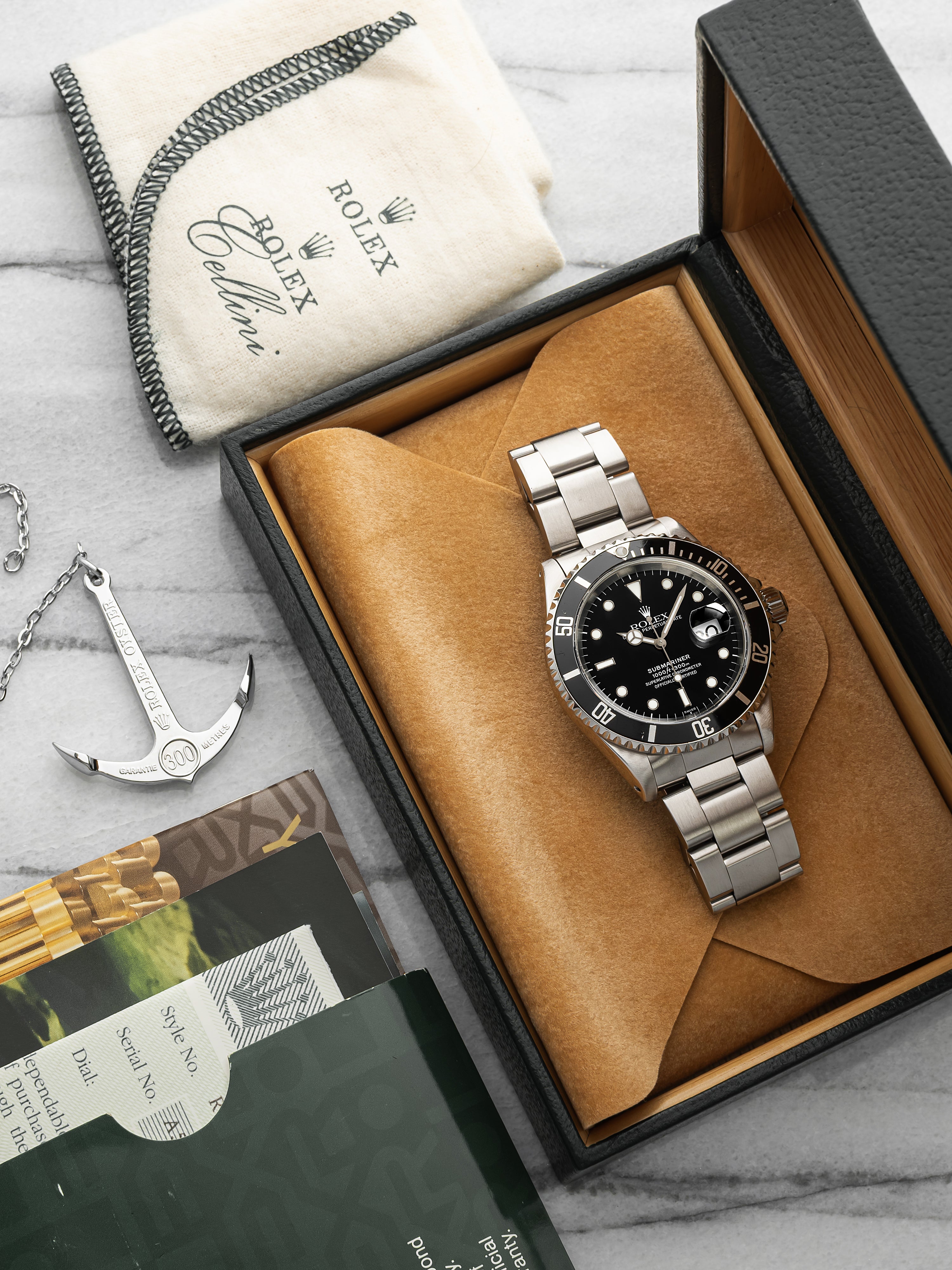 Vintage 1999 Rolex Submariner 16610 Steel Black Dial Auto 40mm