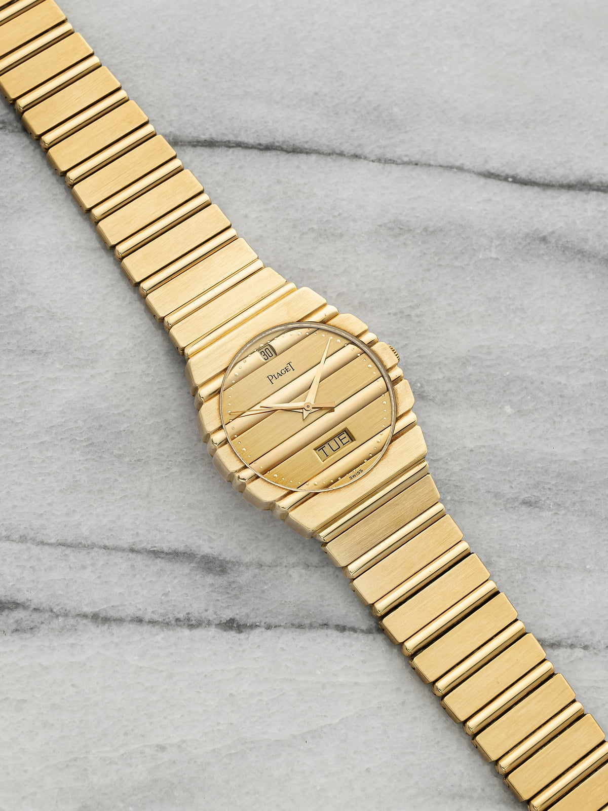 Vintage 1980s Piaget Polo 15562 Day-Date 18K YG Champagne Dial Quartz 32mm