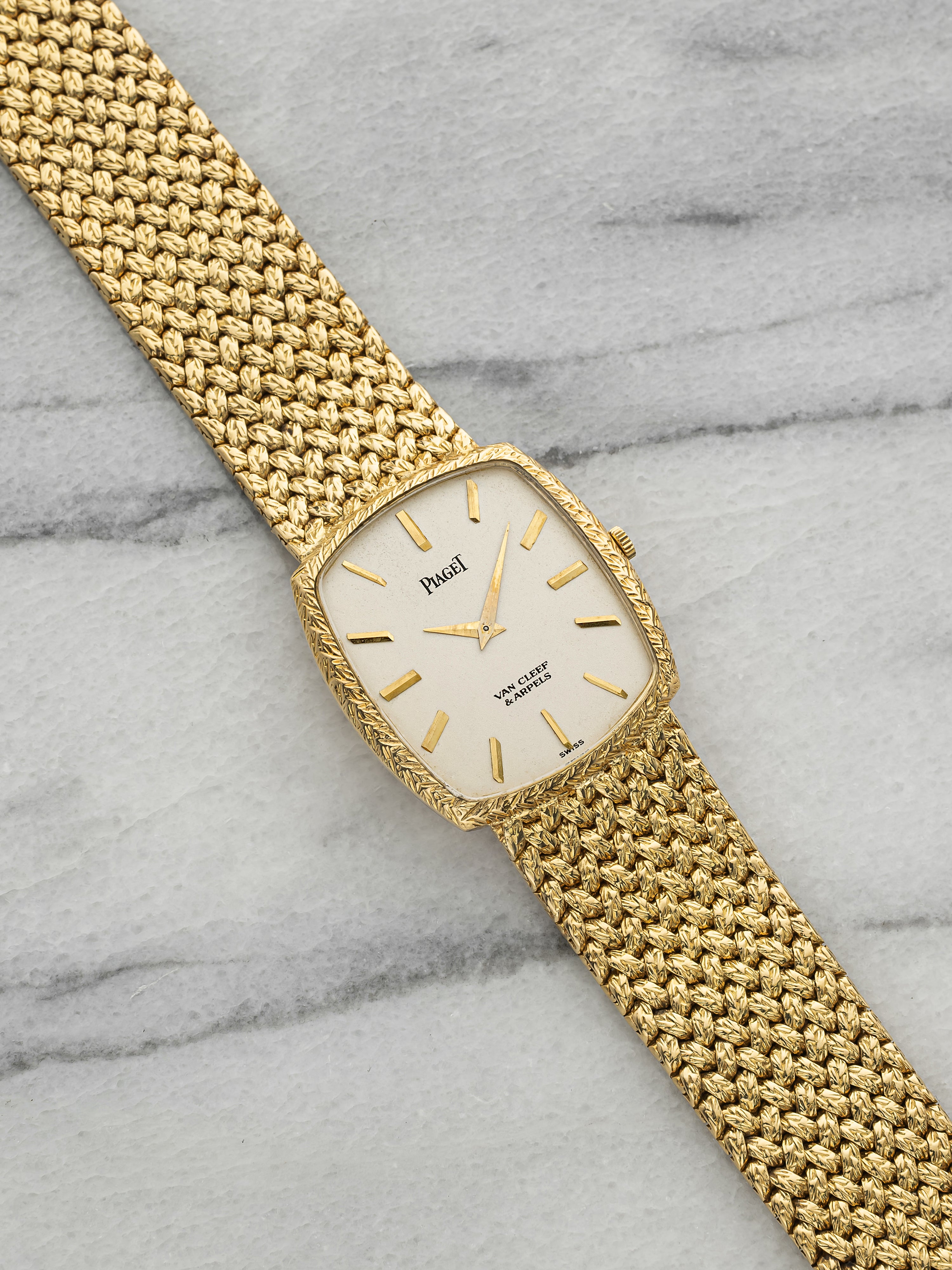 Vintage 1970s Piaget Van 9741D2 18K YG Cleef & Arpels Stamped Dial Manual 28mm