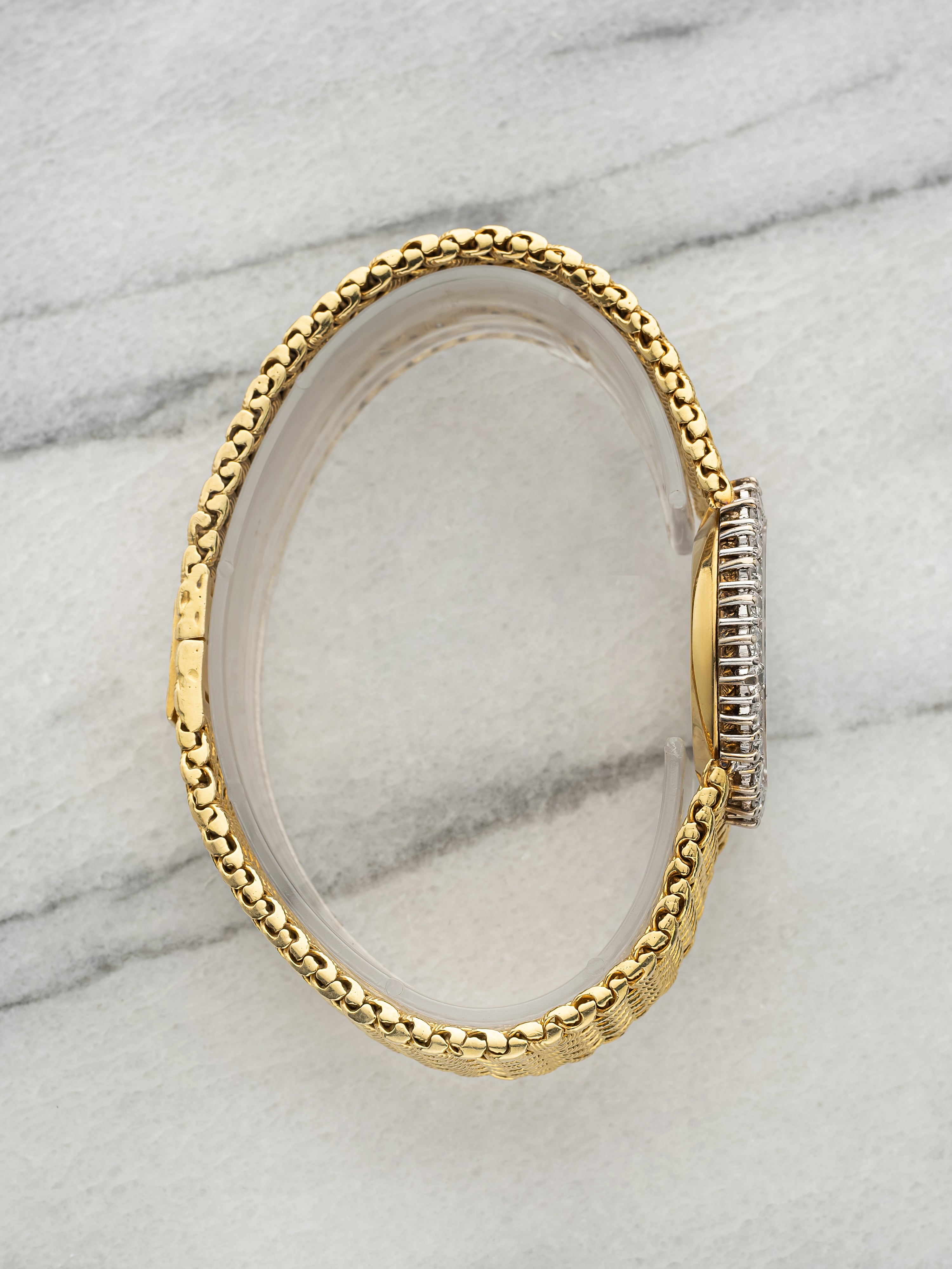 Vintage 1970s Piaget 9821 D3 18K YG Opal Dial Diamond Bezel Manual 27mm