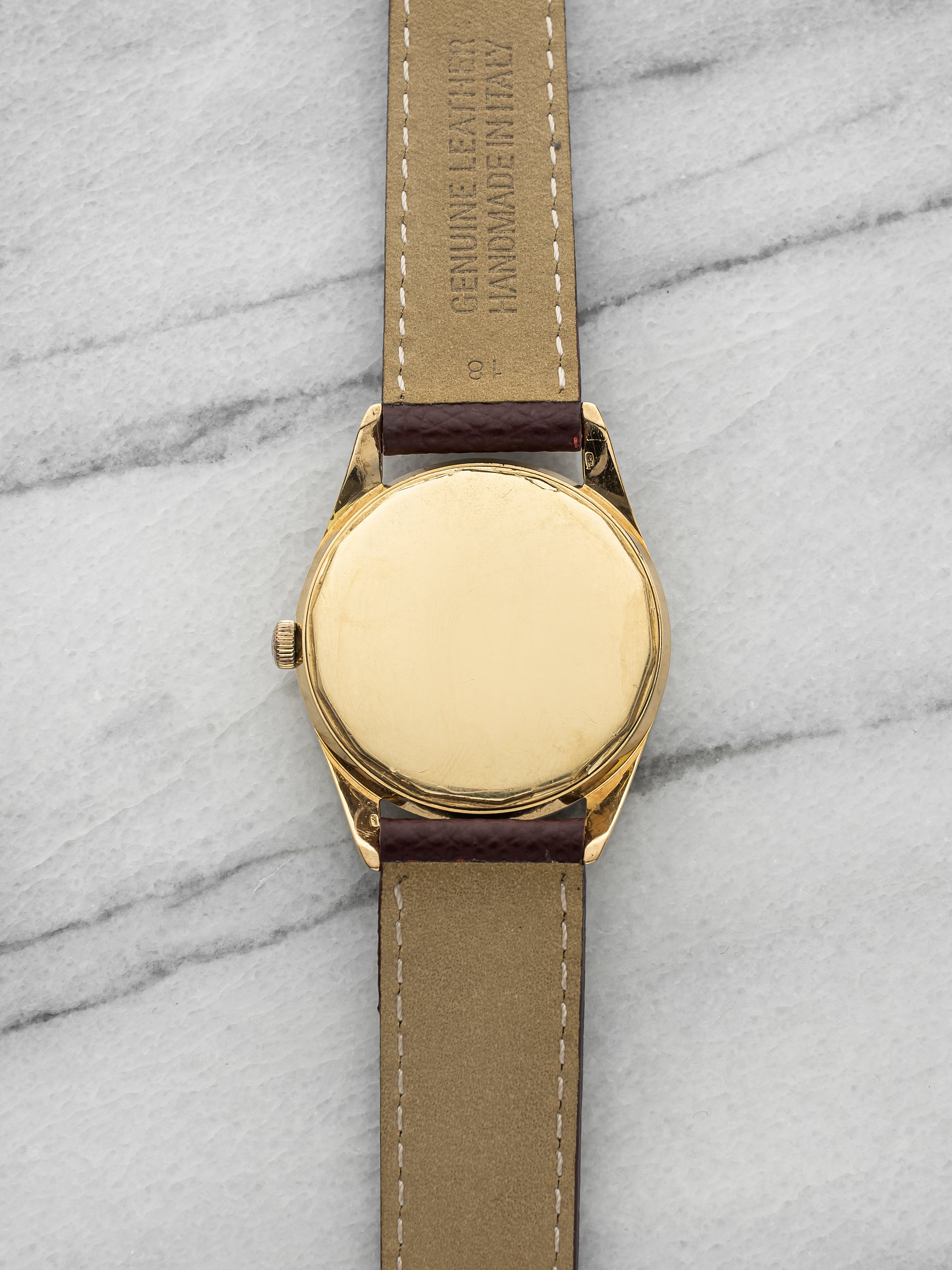Vintage 1960s Universal Geneve Polerouter Date 18K YG Bullseye Dial Auto 33mm