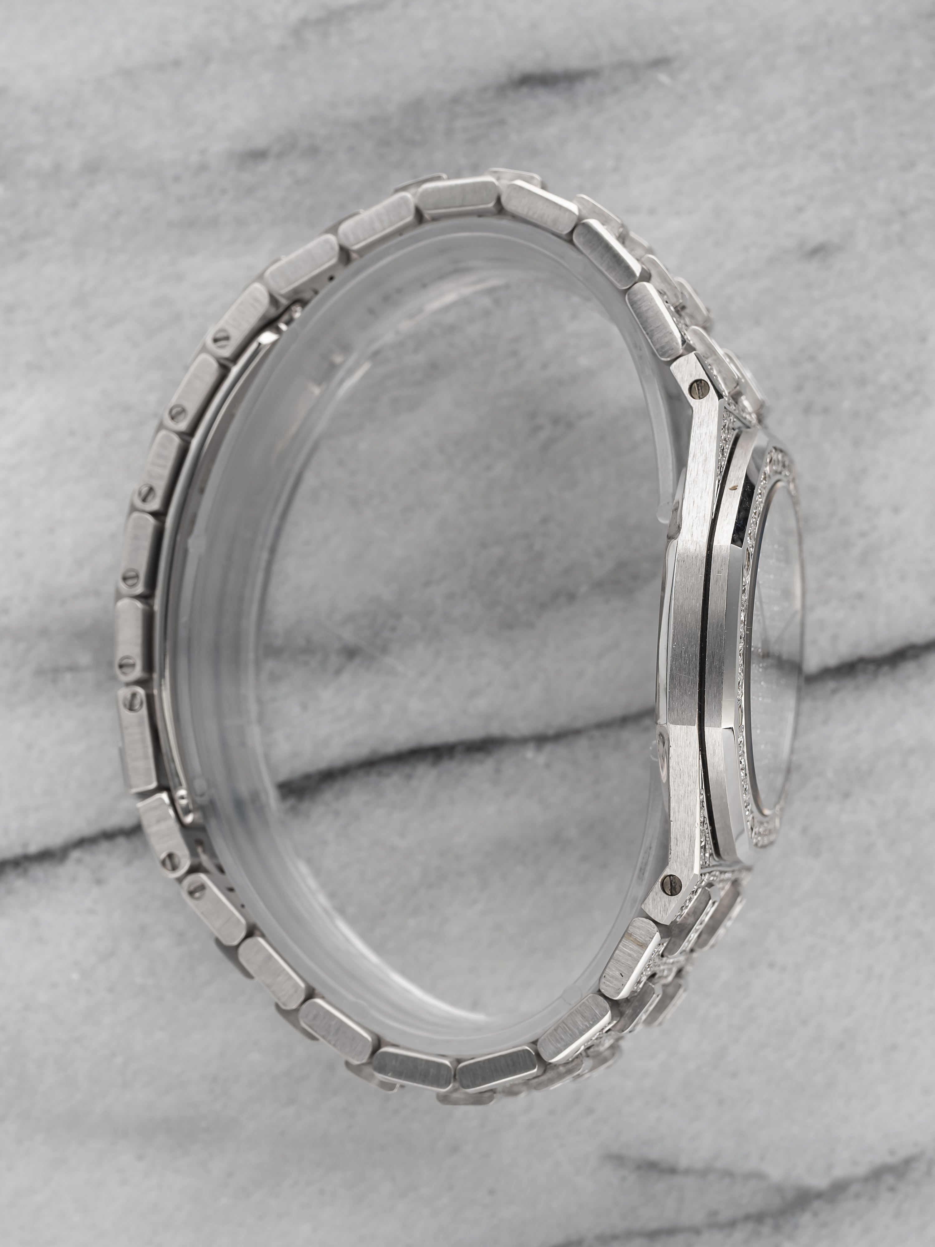 Audemars Piguet – Factory Diamond Setting