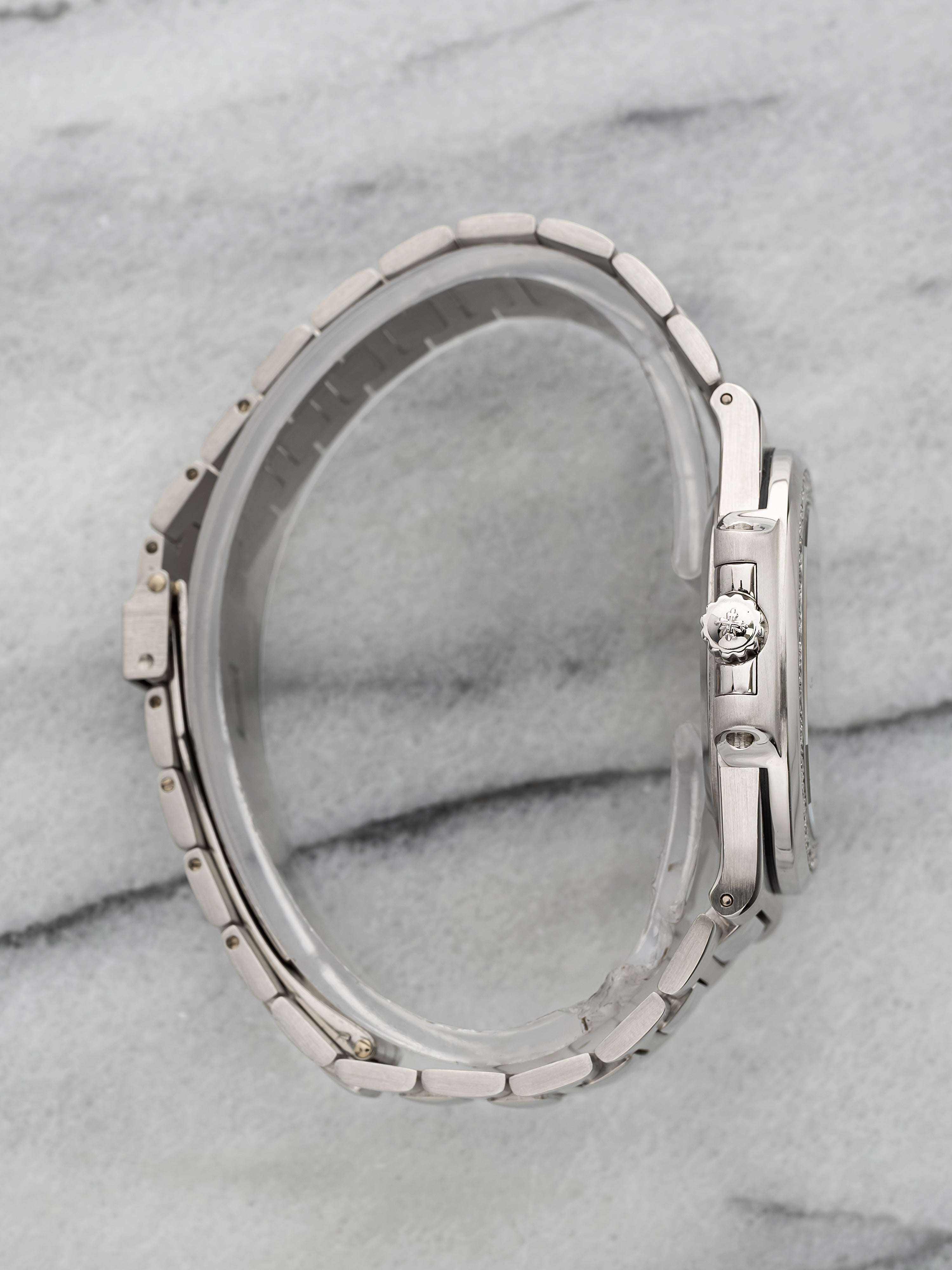 1992 Patek Philippe Nautilus 3800/1P – Platinum Blue Ribbed Dial