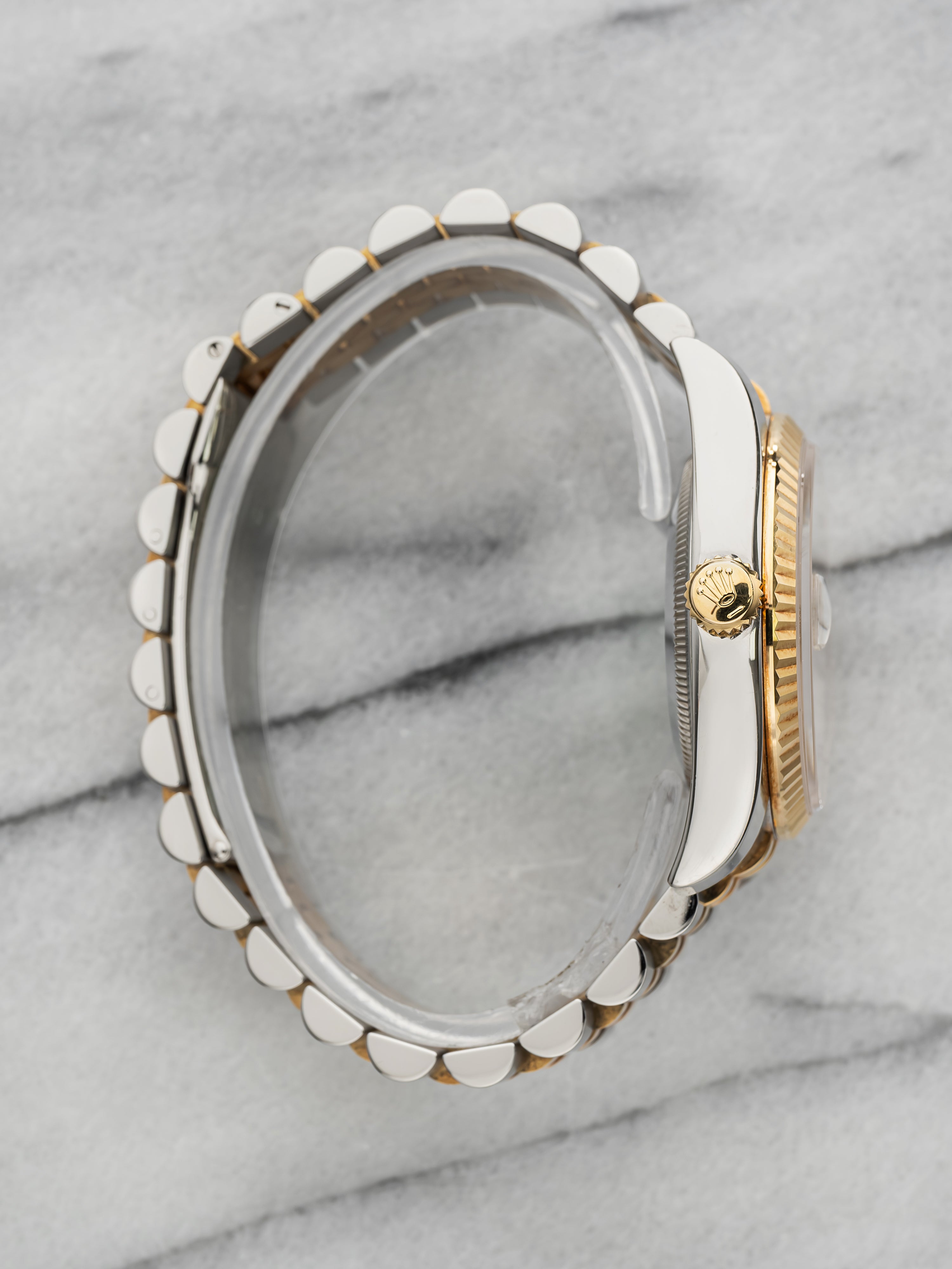 2005 Datejust 36 116233 – Two-Tone Hidden Clasp Champagne Dial