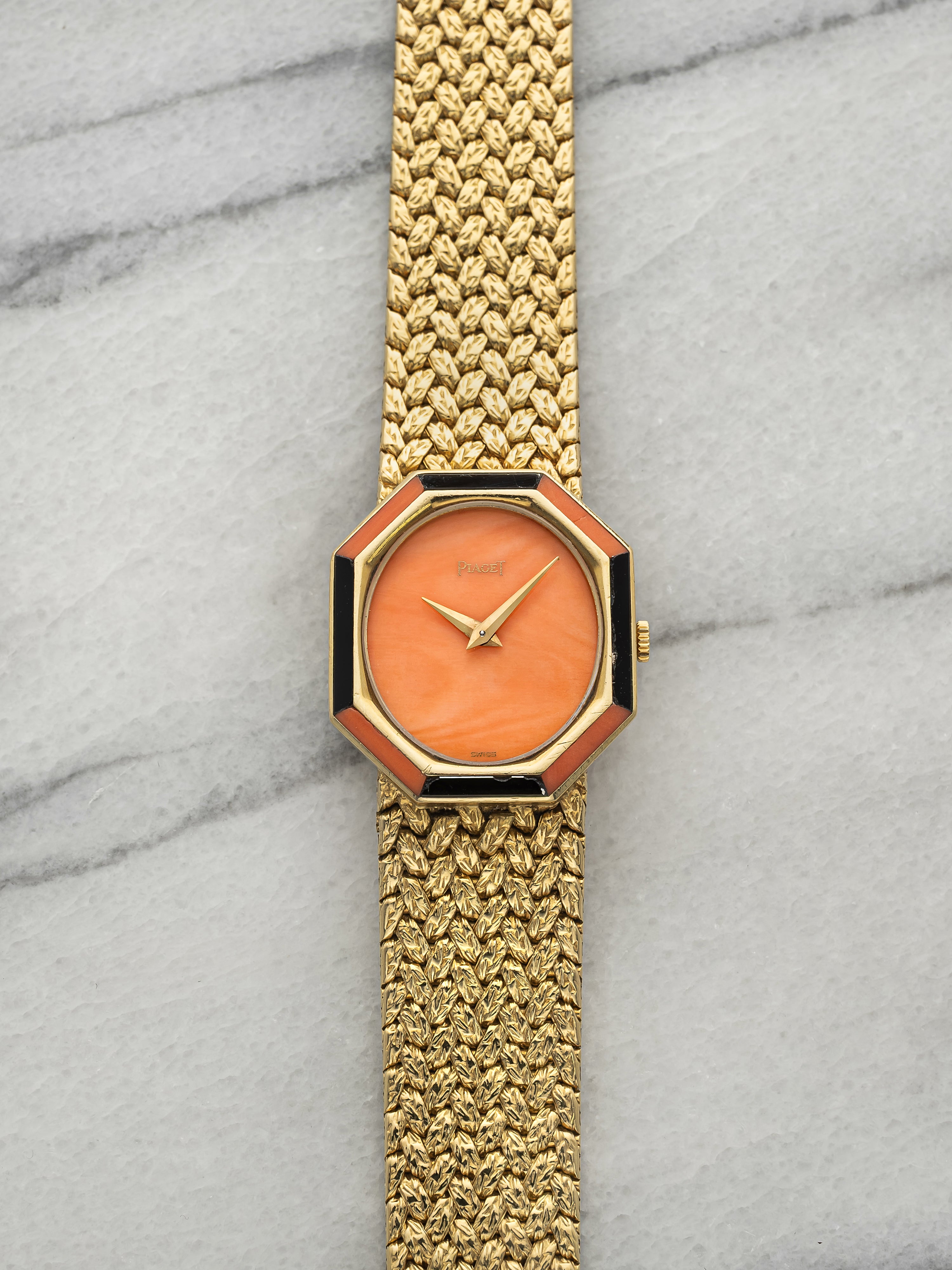 Vintage 1980s Piaget 9341 D2 Integrated 18K Gold Coral Dial Manual 25mm