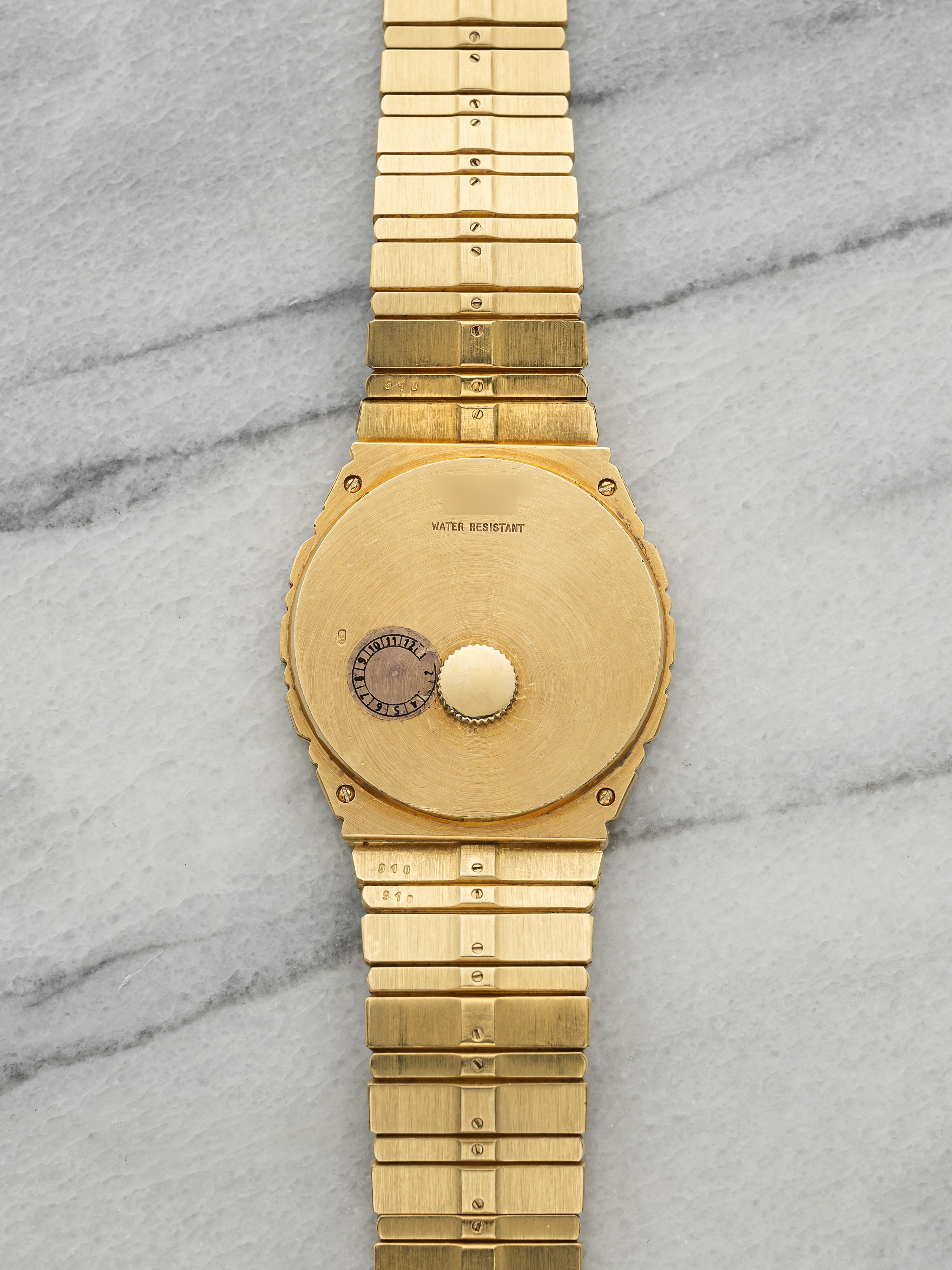 Vintage 1980s Piaget Polo 7661 C 701 18K Yellow Gold Gadroon Dial Quartz 34mm