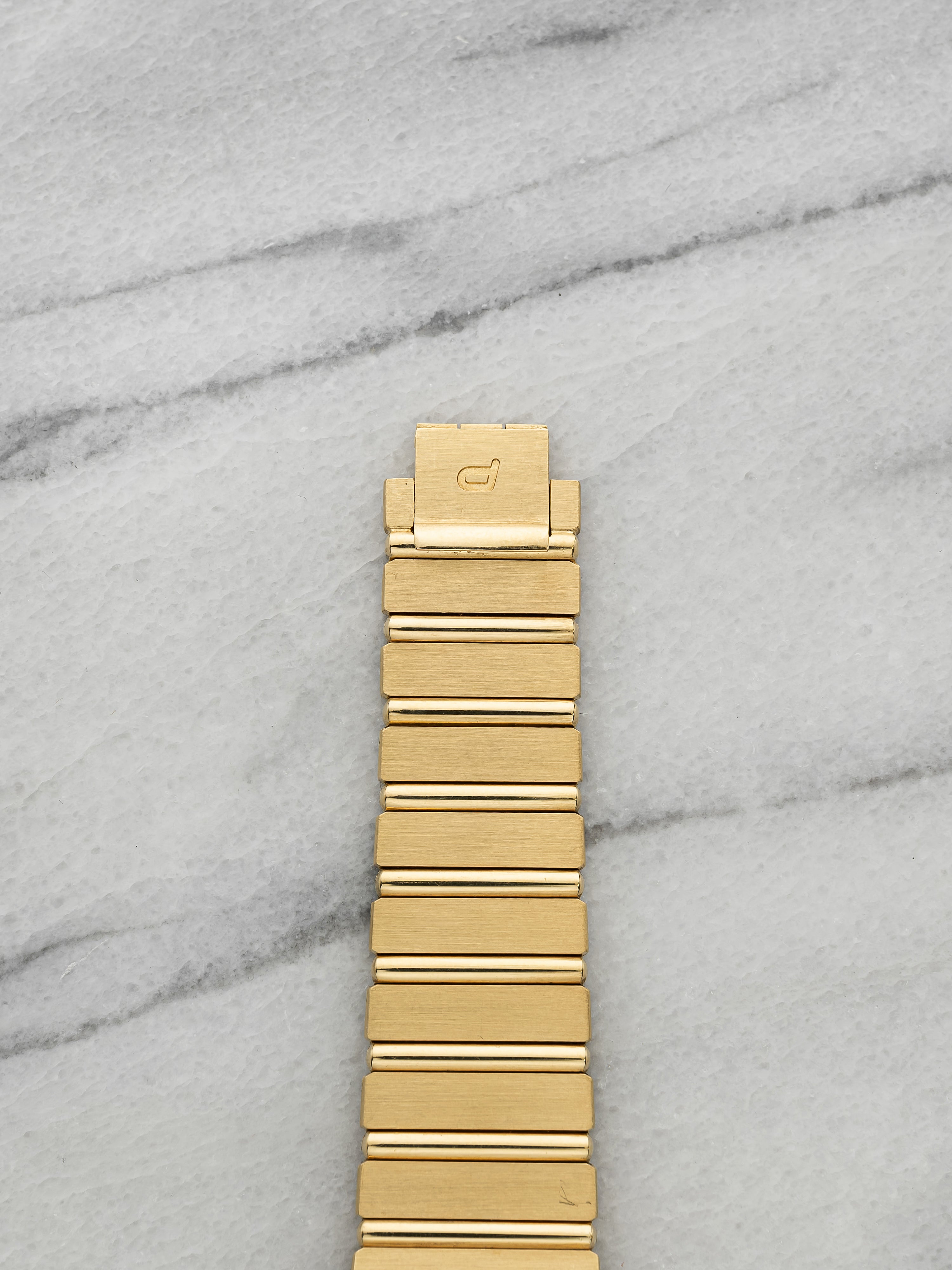 Vintage 1980s Piaget Polo 7661 C 701 18K Yellow Gold Gadroon Dial Quartz 34mm