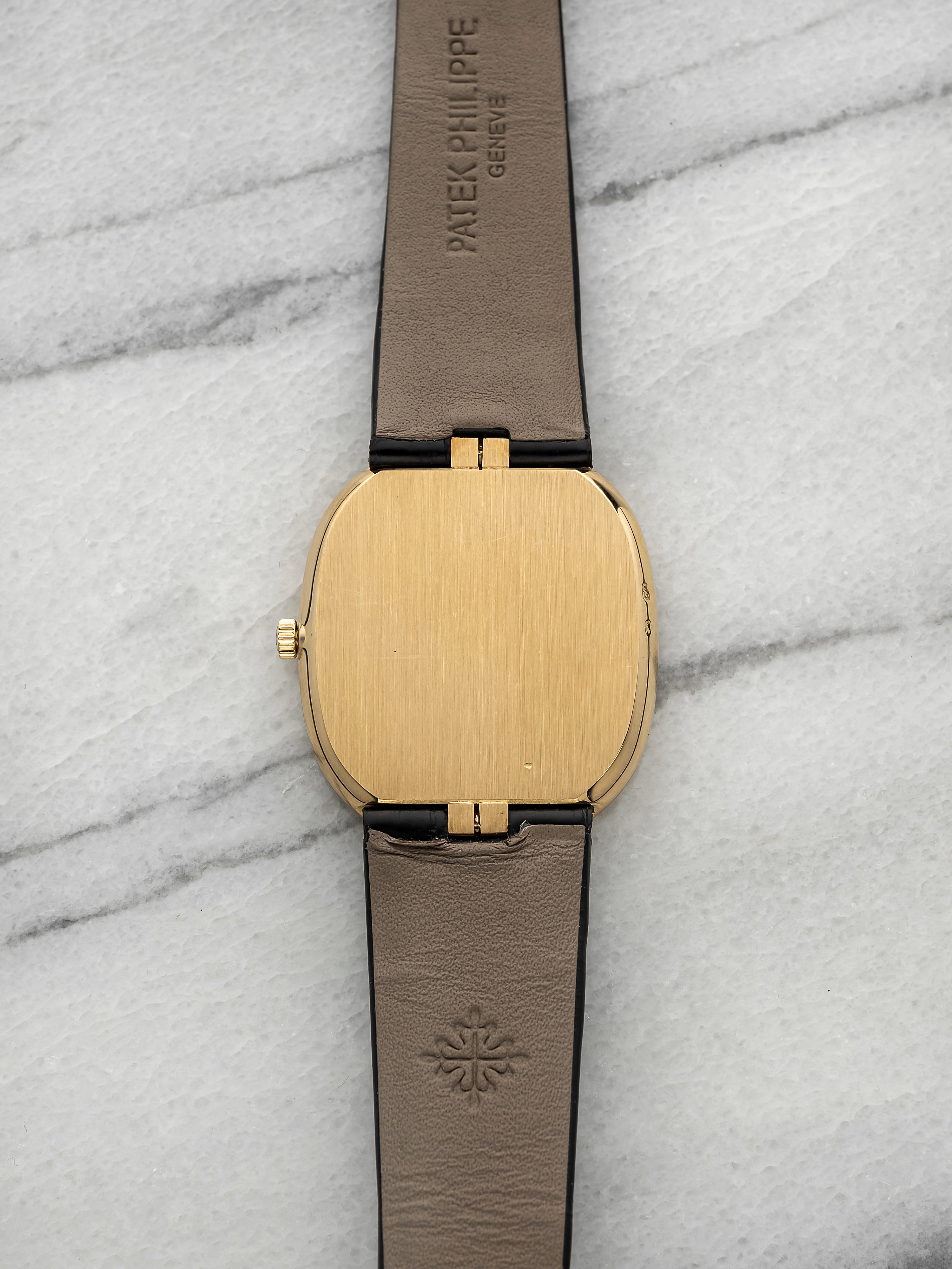 Vintage 1980s Patek Philippe Jumbo Ellipse 18K YG Champagne Dial Quartz 35mm