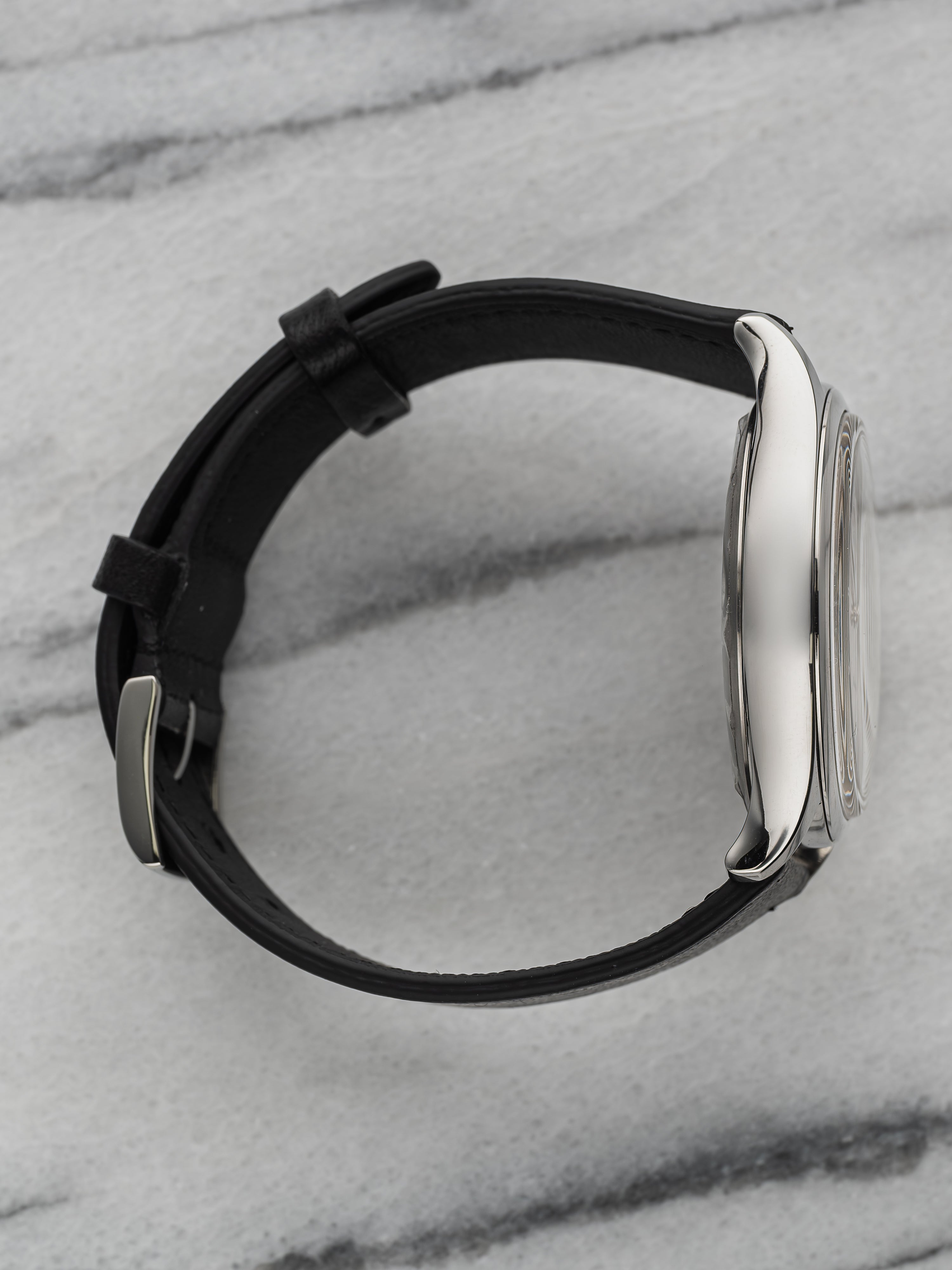 Chrono Tokyo - Arabic Dial