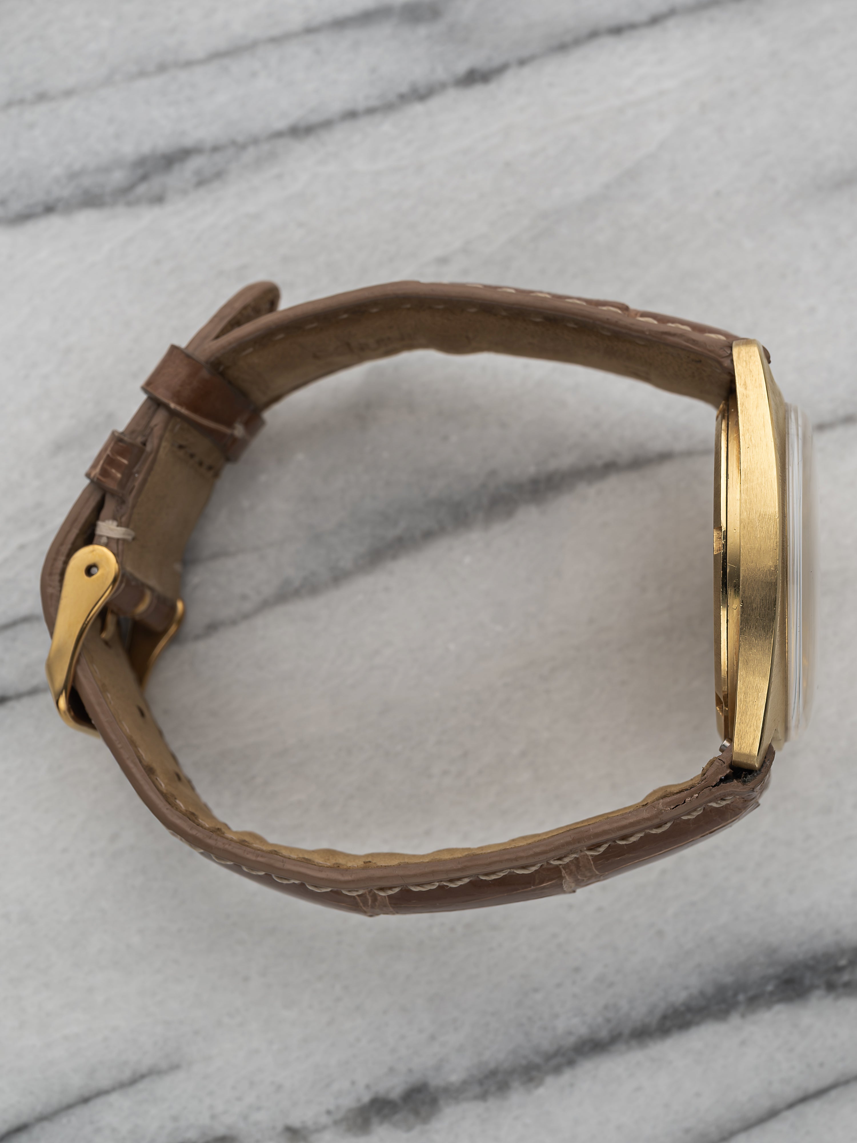 Omega Constellation Chronometer - 18K Yellow Gold