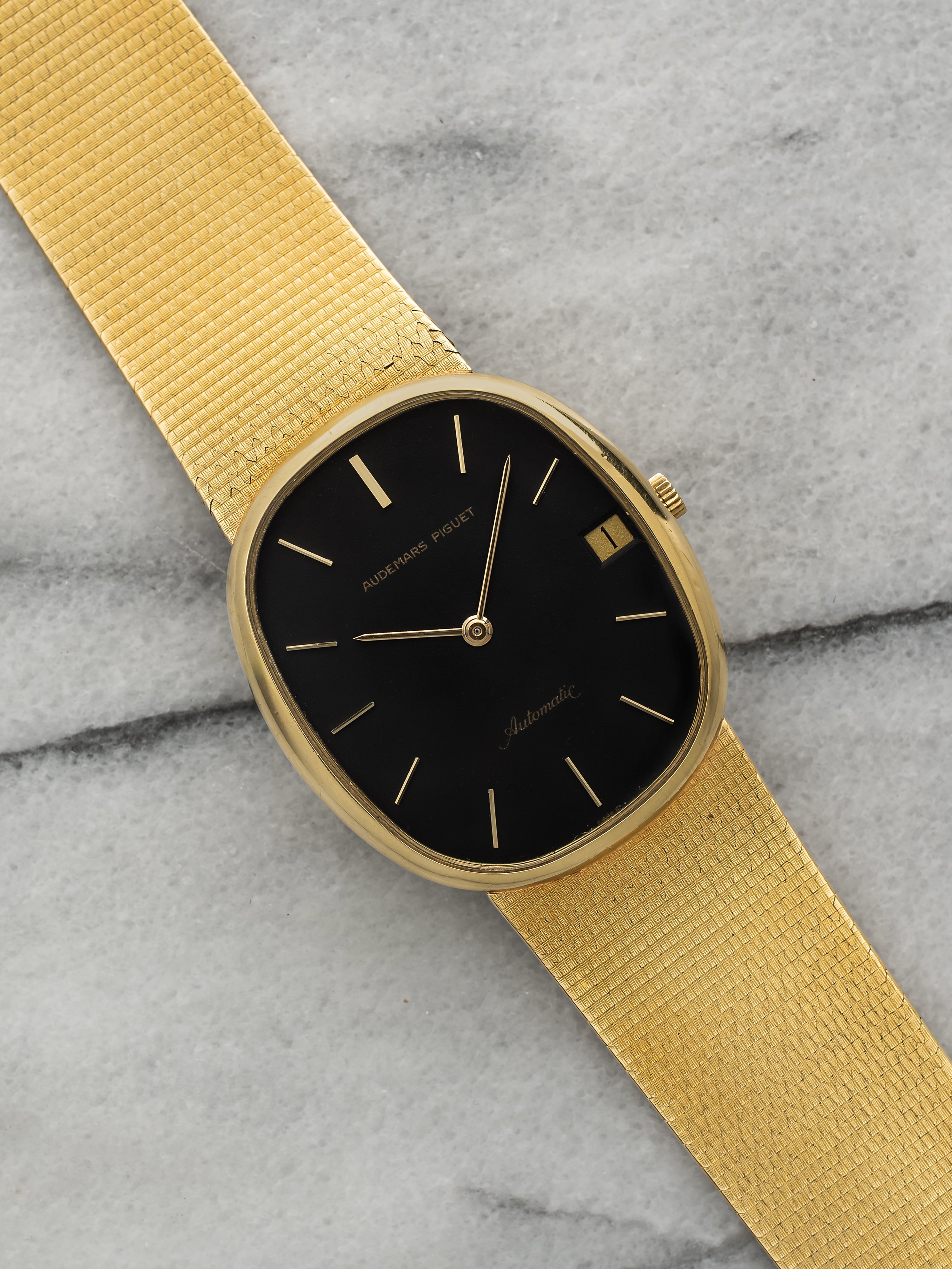 Audemars Piguet Ellipse - 18K Yellow Gold
