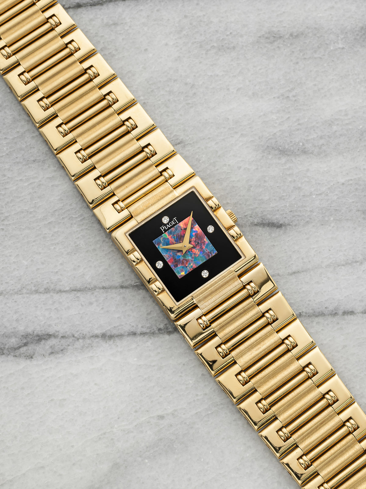 Piaget Dancer 80317 K 81 - 18K Yellow Gold Opal Onyx Diamond Dial